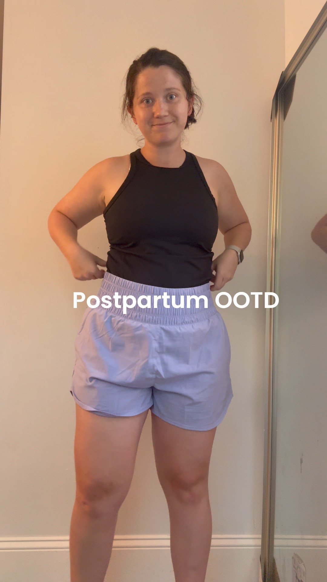 Postpartum summer outfit idea 