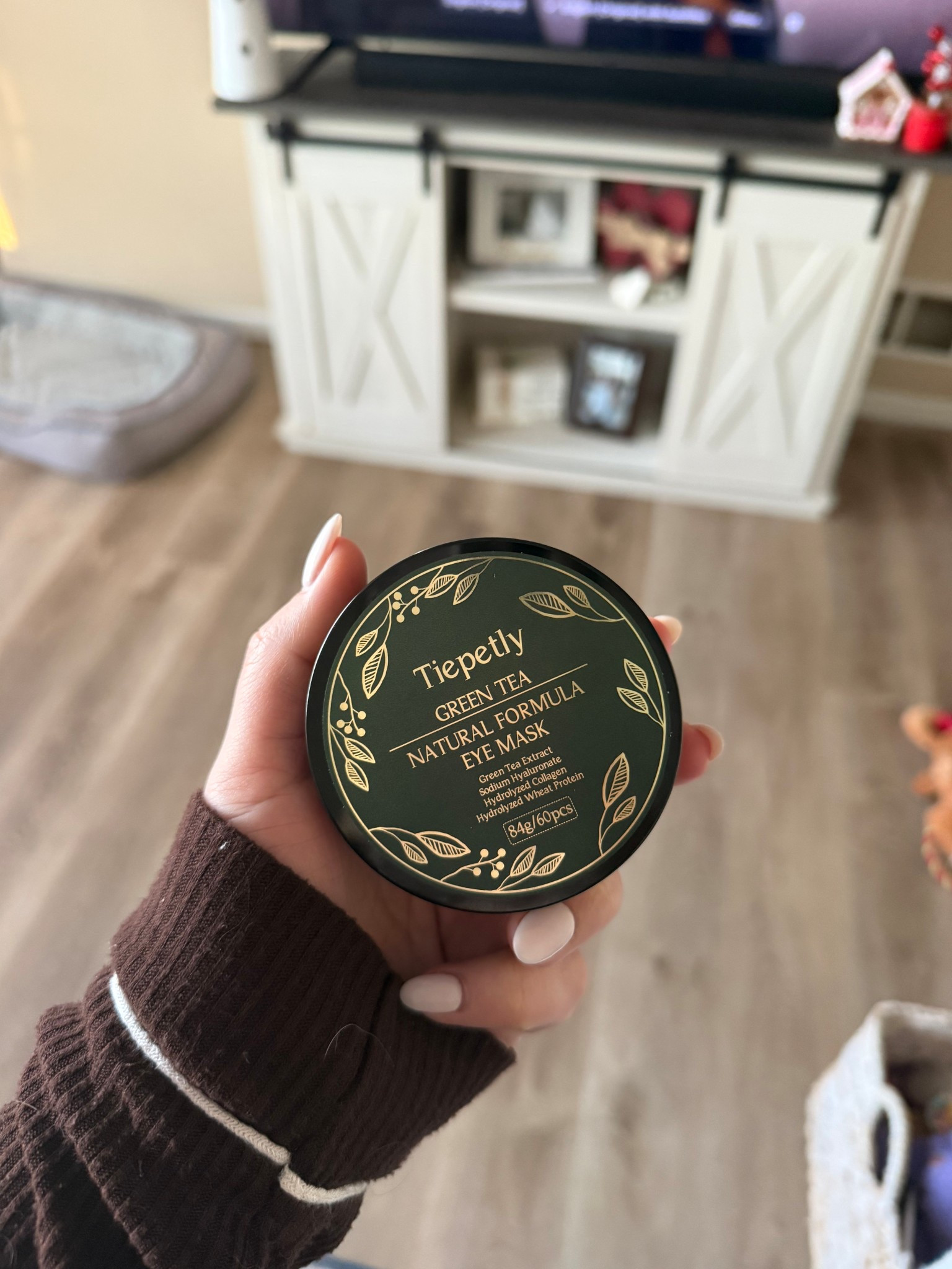 My fav eyepatches! I have them on subscribe and save on Amazon so I always have some on hand!


#amazonfind #skincare 

#LTKmorningroutine #LTKgrwm #LTKselfcare