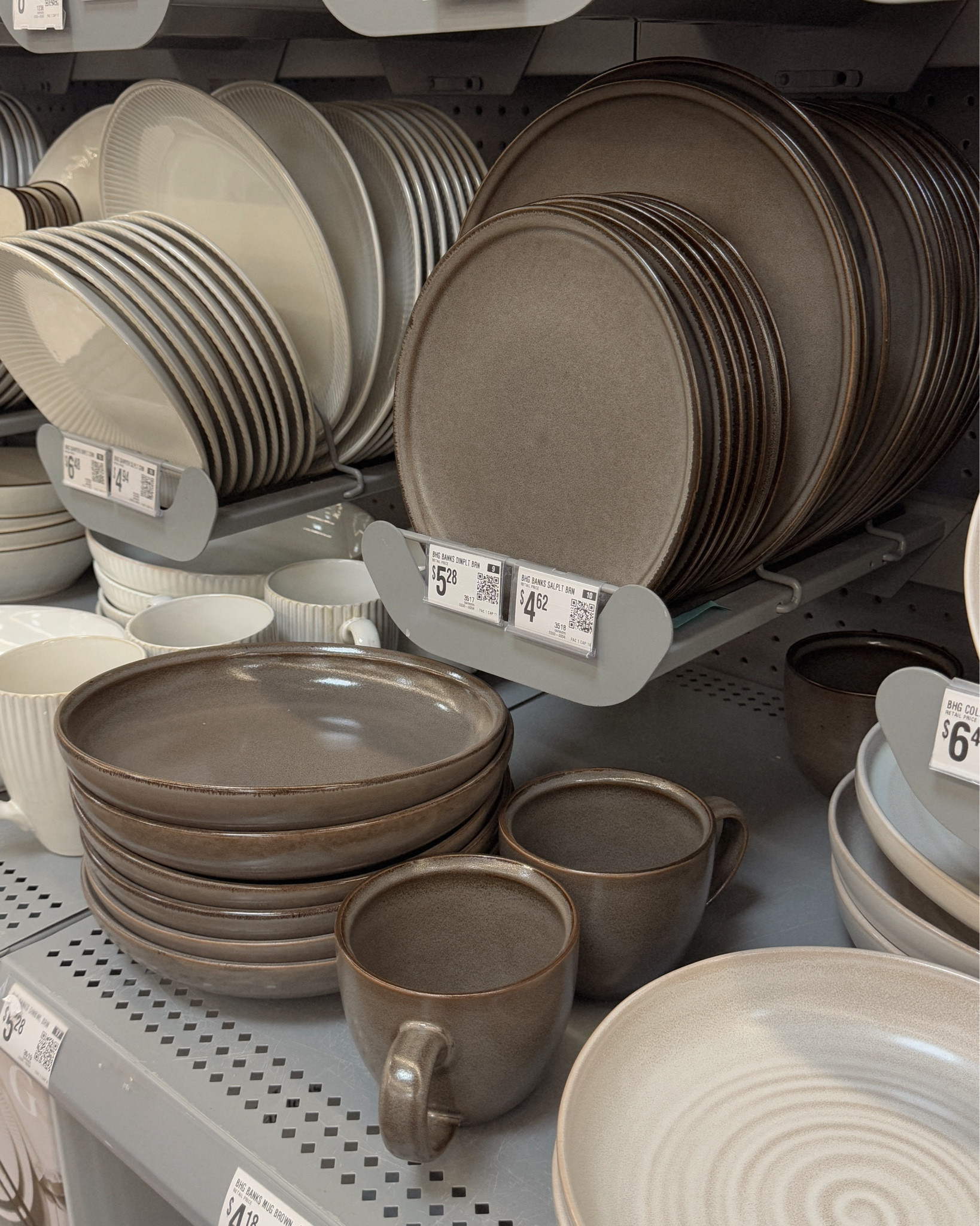 WALMART KITCHEN IS SO GOOD 🤌🏼👏🏽🤎 obsessed with those plates + appliances!

Walmart home
Walmart finds
Walmart home finds
Modern organic 
Dinnerware 

#LTKHome #LTKFindsUnder50