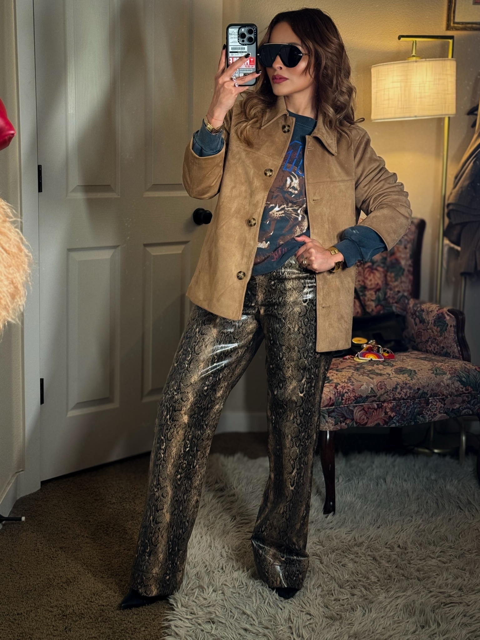 Ssssssssssfall 🐍 

#FallOutfit #SnakePrint #Fashionista #OOTD #AutumnVibes #StyleInspo #WildAndFree #Trendsetter #FierceFashion #CozyAndChic #WardrobeGoals 

#LTKBeauty #LTKSeasonal