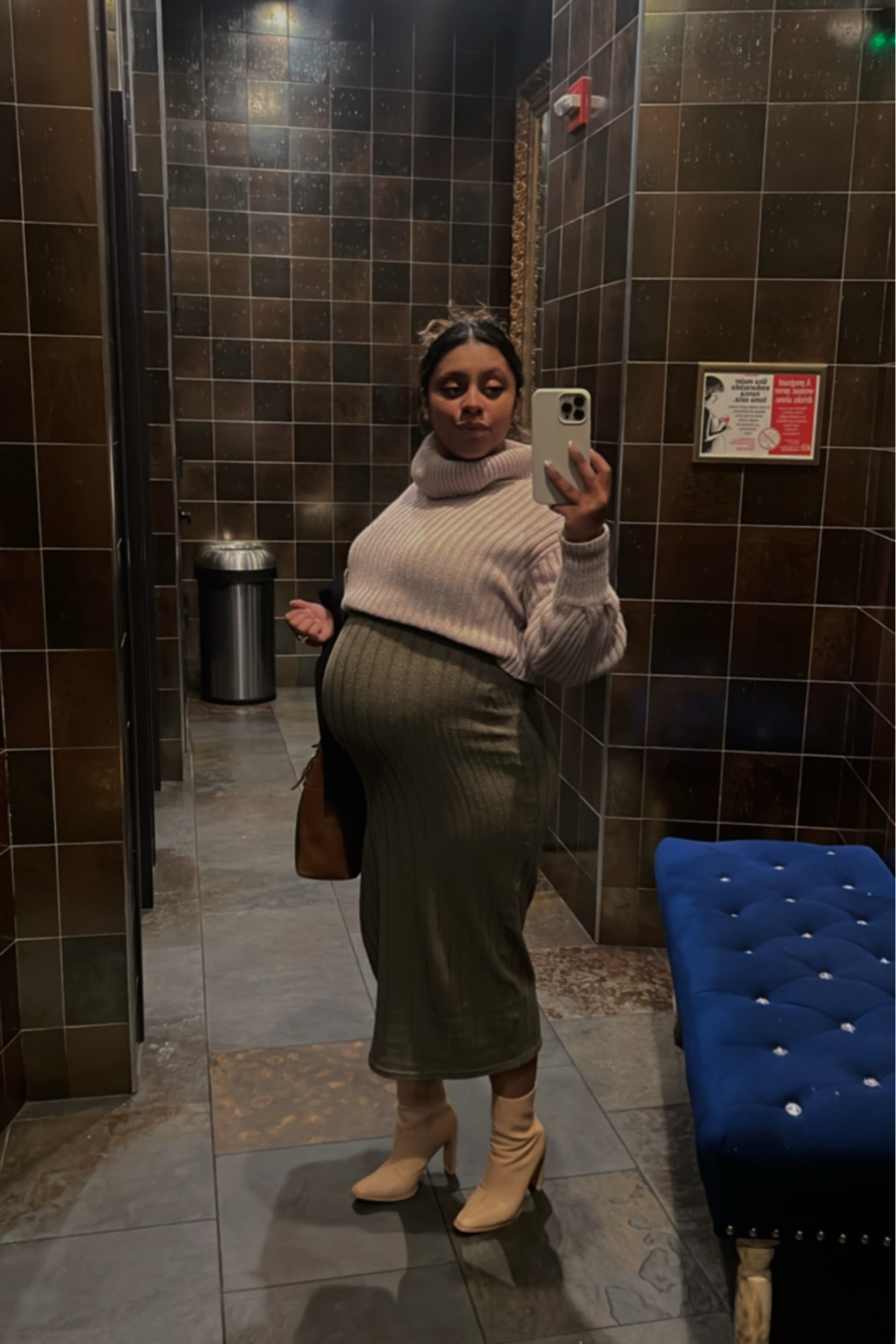 A winter dinner date at 29 weeks pregnant means comfy and stylish ! 


#LTKSeasonal #LTKBump #LTKStyleTip