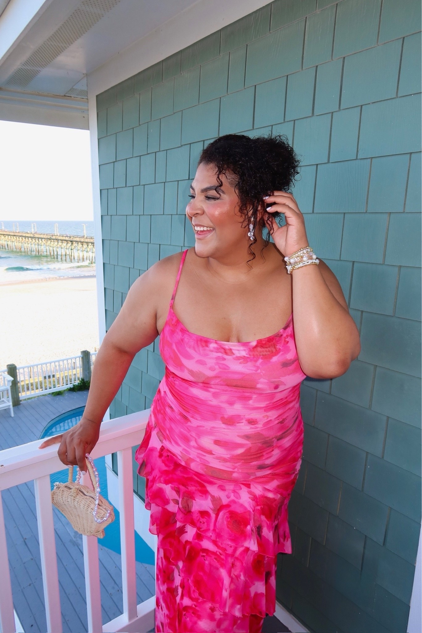 Looking perfect for going out at the beach! I’m 5’9” size 12/XL wearing a size L in dress

#LTKNYFW #LTKMidsize #LTKSeasonal
