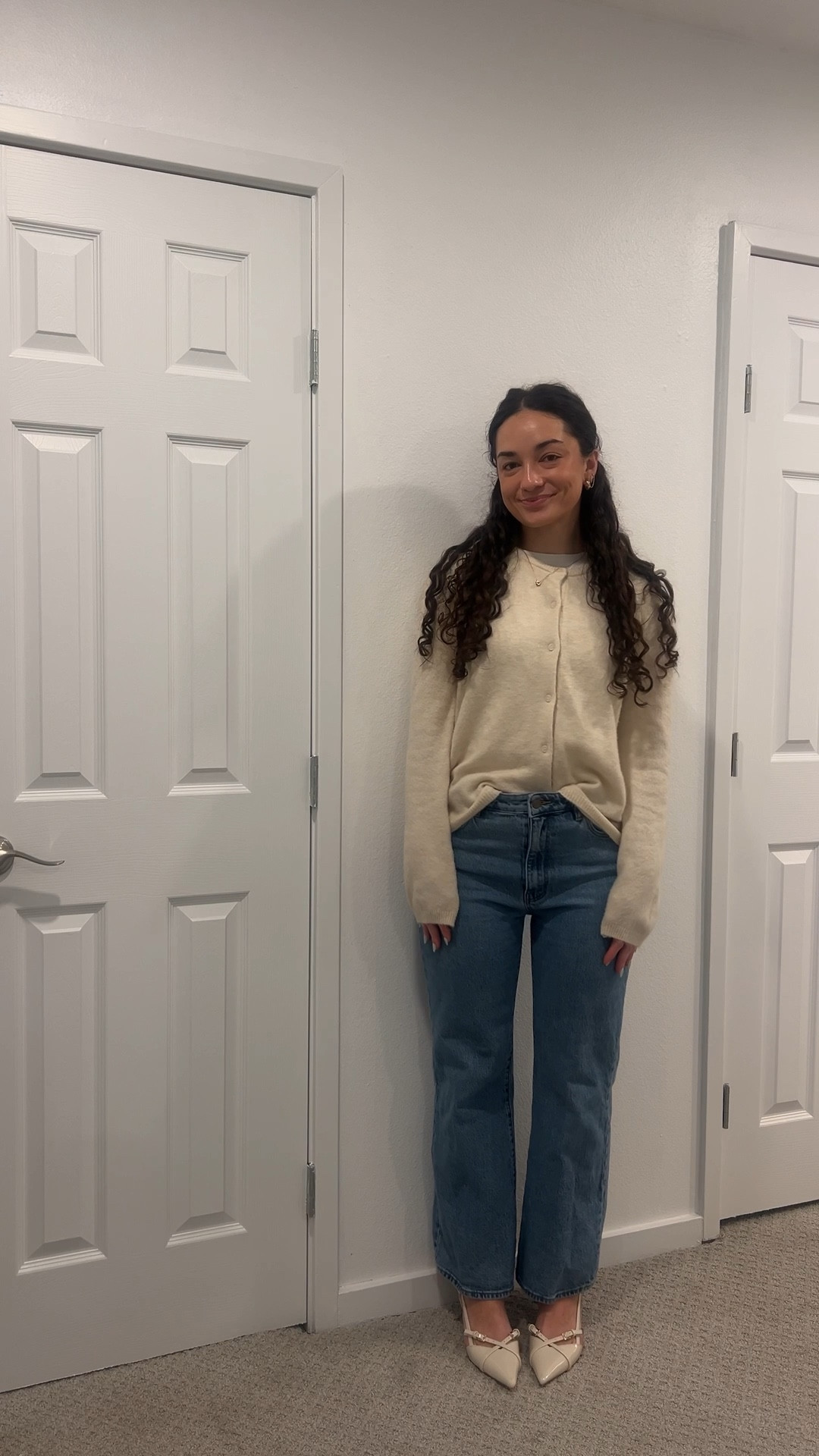 what I wore to work this week as a hybrid corporate girlie! 2 days of comfy wfh fits & 3 days in office

cream & brown heels are from nakd & I can’t link them, so linking some super similar pairs

jeans I paired with the cream cardigan were a nuuly purchase but I linked the same brand/style (just the full length version since they don’t sell the crop anymore)


corporate outfit, workwear inspo, workwear ootd, spring office outfits, corporate outfits for spring 

#LTKFindsUnder100 #LTKStyleTip #LTKWorkwear