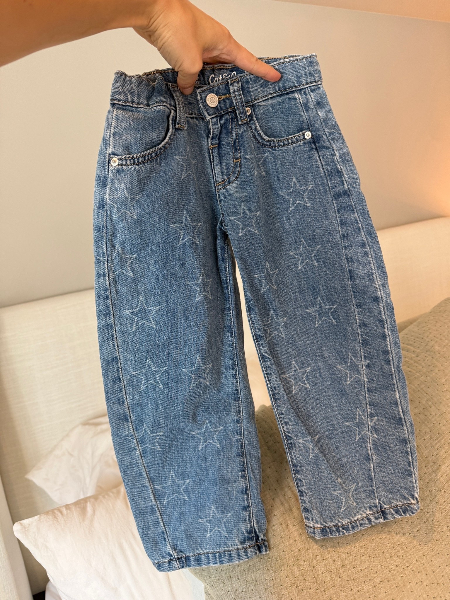 These star jeans for Harper are we kidding 🤩 ✨✨✨ the barrel leg with this subtle print is to die for! @Target has the best denim in the toddler section right now 👏🏻

#toddler #girls #toddlerjeans #target #targethaul #denim #barreljeans #jeans

#LTKmomlife #LTKootd #LTKKids
