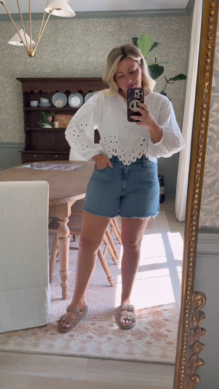 My absolute favorite shorts!! You need one of each!

THEBLOOMINGNEST shorts summer Abercrombie 

#LTKFindsUnder100 #LTKSeasonal #LTKMidsize