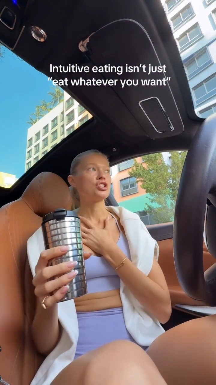 It took me a while to understand what intuitive eating really is… and I finally reached a place where it feels easy to navigate. But it didn’t come naturally….it came with effort first.

#mindset #honesttalk #intuitiveeating