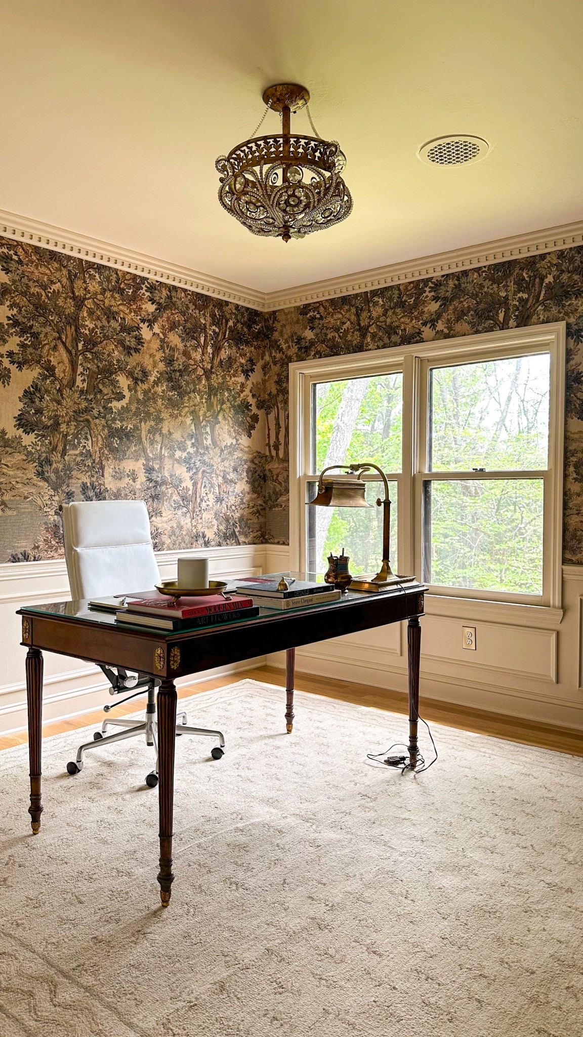 Found the perfect rig for the home office (finally!). I love the soft landing this one creates. #interiordesign #rugideas #homeofficedesign


#LTKHome