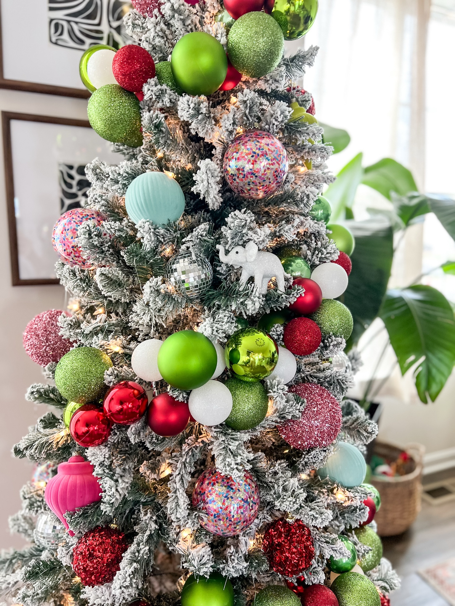 Colorful Christmas tree decor 

#LTKHome #LTKSeasonal #LTKHoliday