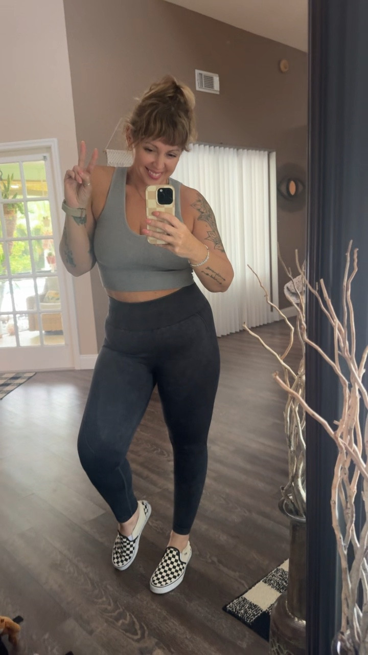 Comfortable Sunday outfit 💕 #fashionover40blogger #comfortableoutfit #homeoutfits #sahmoutfitideas #fitnessoutfit 

#LTKStyleTip