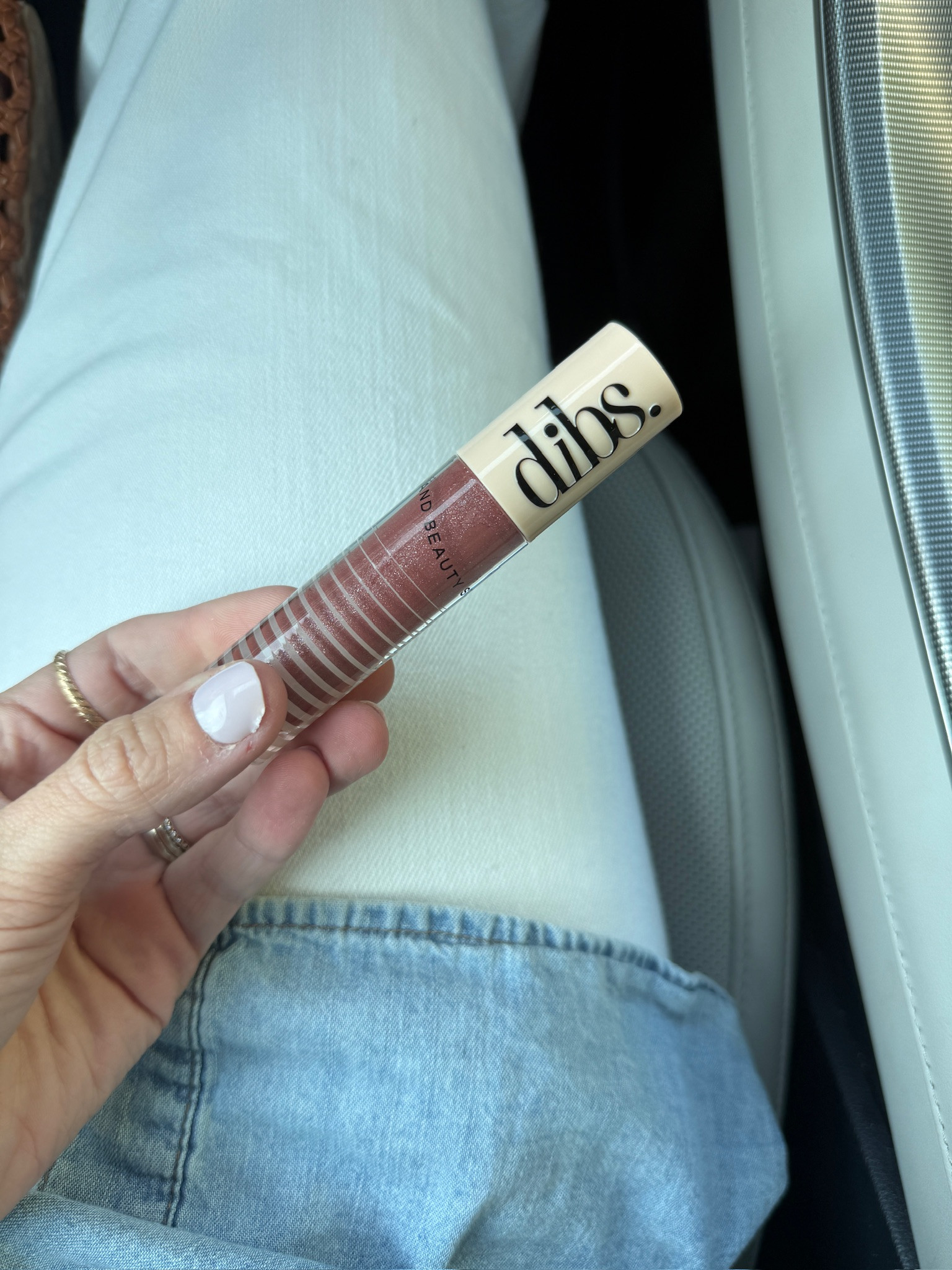 The perfect shade for fall!!

dibs beauty, lip gloss, shimmer, makeup, amazon, dibs, lip gloss, lip combo, fall basket, hallie ragan

#LTKgrwm #LTKBeauty #LTKdayinmylife