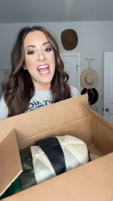 Trucker hat unboxing! Perfect to pair with trendy outfits, Nashville outfits, casual outfits and more. A trucker hat outfit is the big trend this season! 
5/17

#LTKFindsUnder50 #LTKStyleTip #LTKVideo
