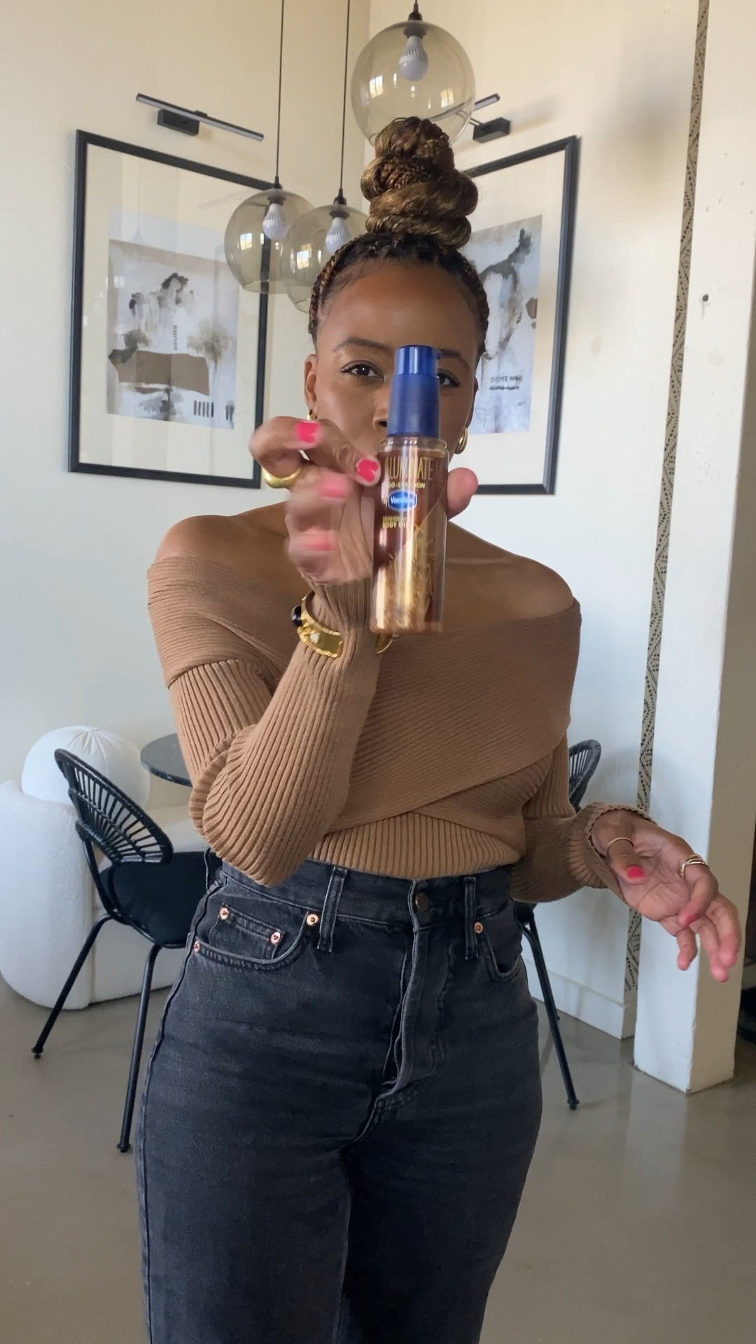 This shimmering body oil is magic!! 

#LTKbeauty #LTKfindsunder50