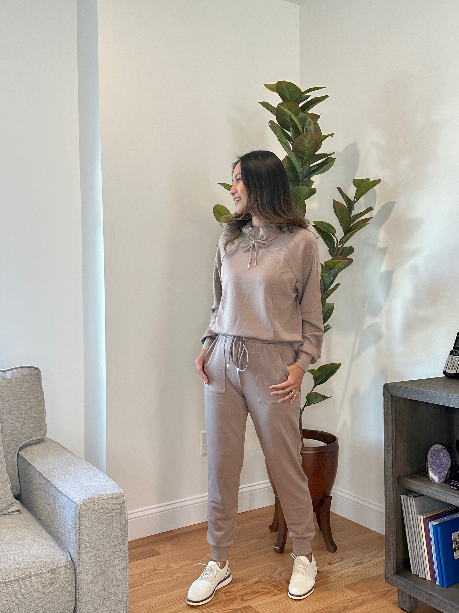 #Ad Airport OOTD anyone? So comfy, super cute color and this set will make you travel like a 👸!


#LTKstyletip #LTKFind #LTKunder50