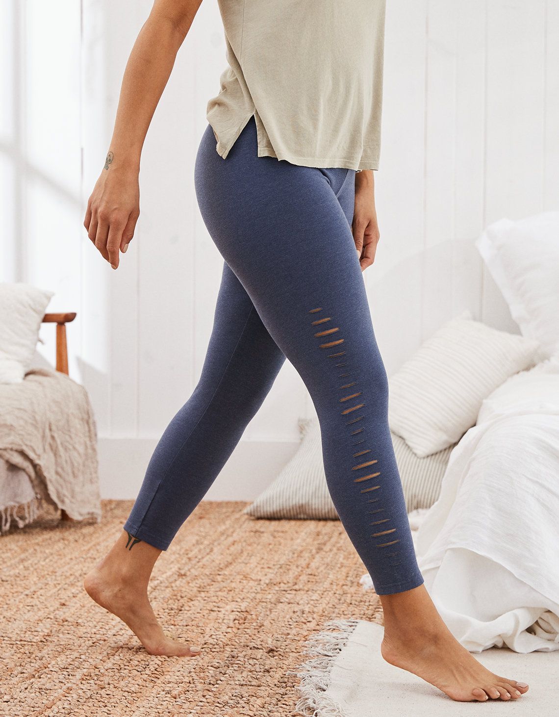Aerie CHILL High Waisted 7/8 Legging, Fresh Bright | American Eagle Outfitters (US & CA)