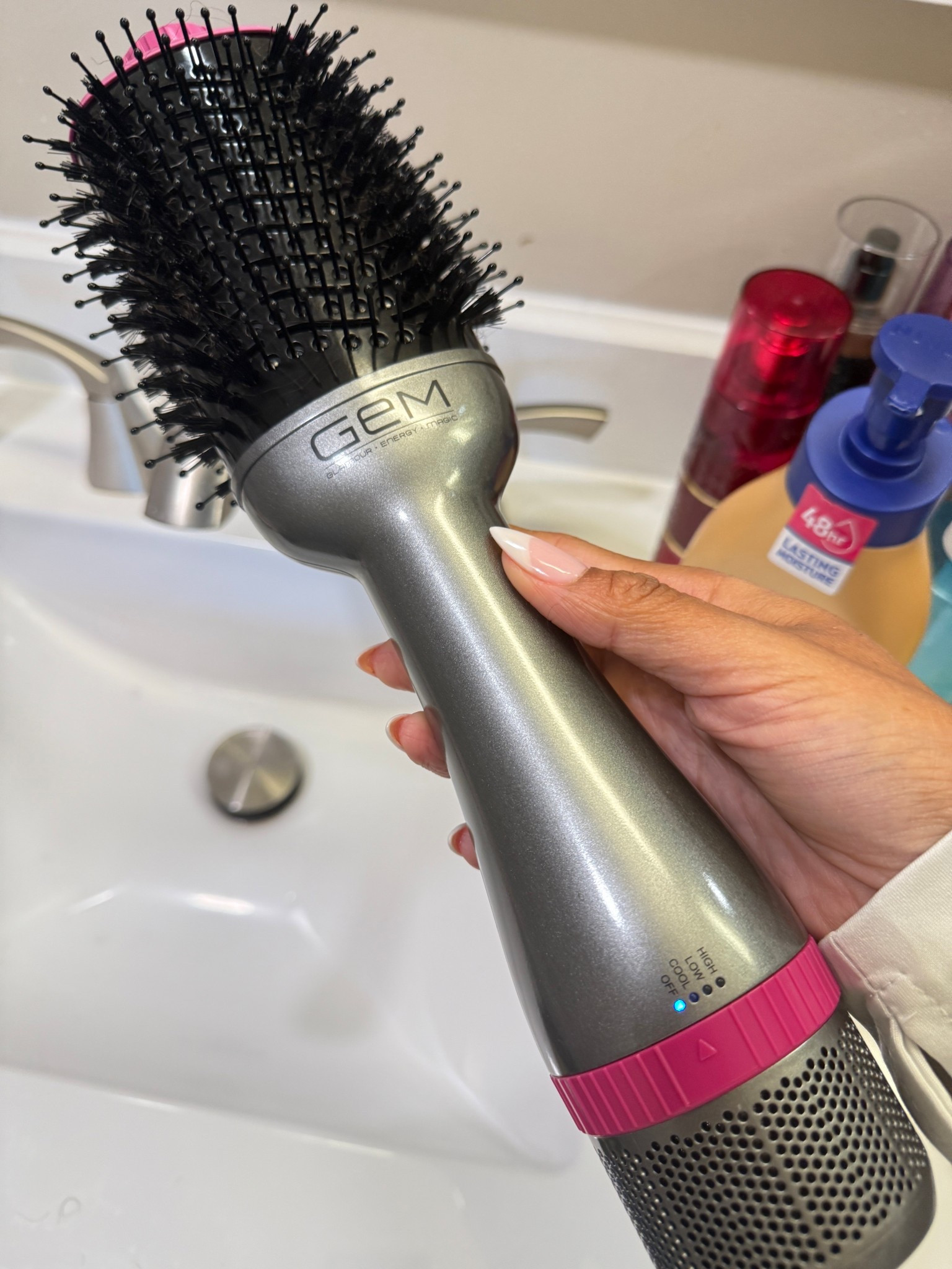 Perfect Hot Air Natural Hair Wet to Dry for all hair types 3 settings. I use of high. #blowout #naturalhair 



#LTKFindsUnder100 #LTKWorkwear #LTKBeauty