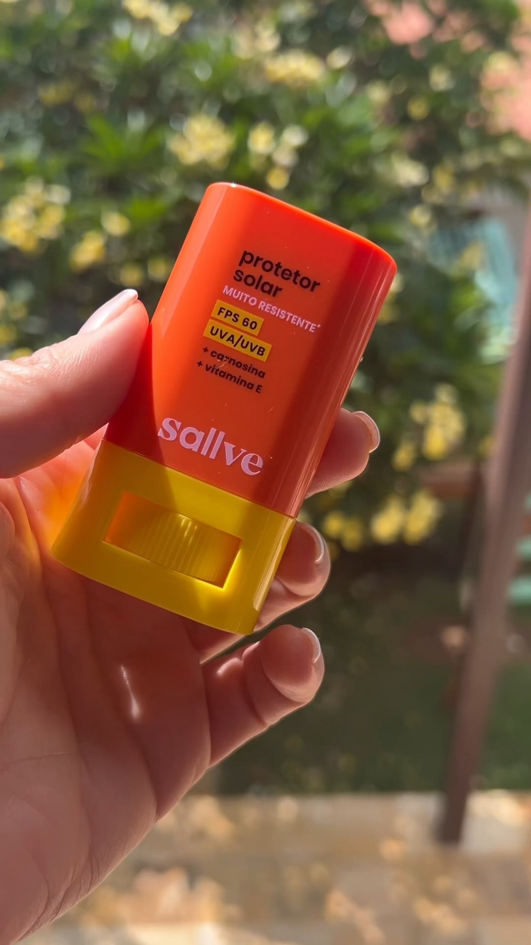O protetor solar em bastão da Sallve é tudo de bom! Fácil de aplicar, prático para reaplicar ao longo do dia e perfeito para levar na bolsa. Com alta proteção UV, acabamento sequinho e resistente à água e suor, ele deixa a pele protegida e com toque suave. Ideal para todos os tipos de pele! Quer o seu? Adquira pelo link abaixo! #Sallve #ProtetorEmBastão #LTKBeauty

#LTKbeleza #LTKbrasil