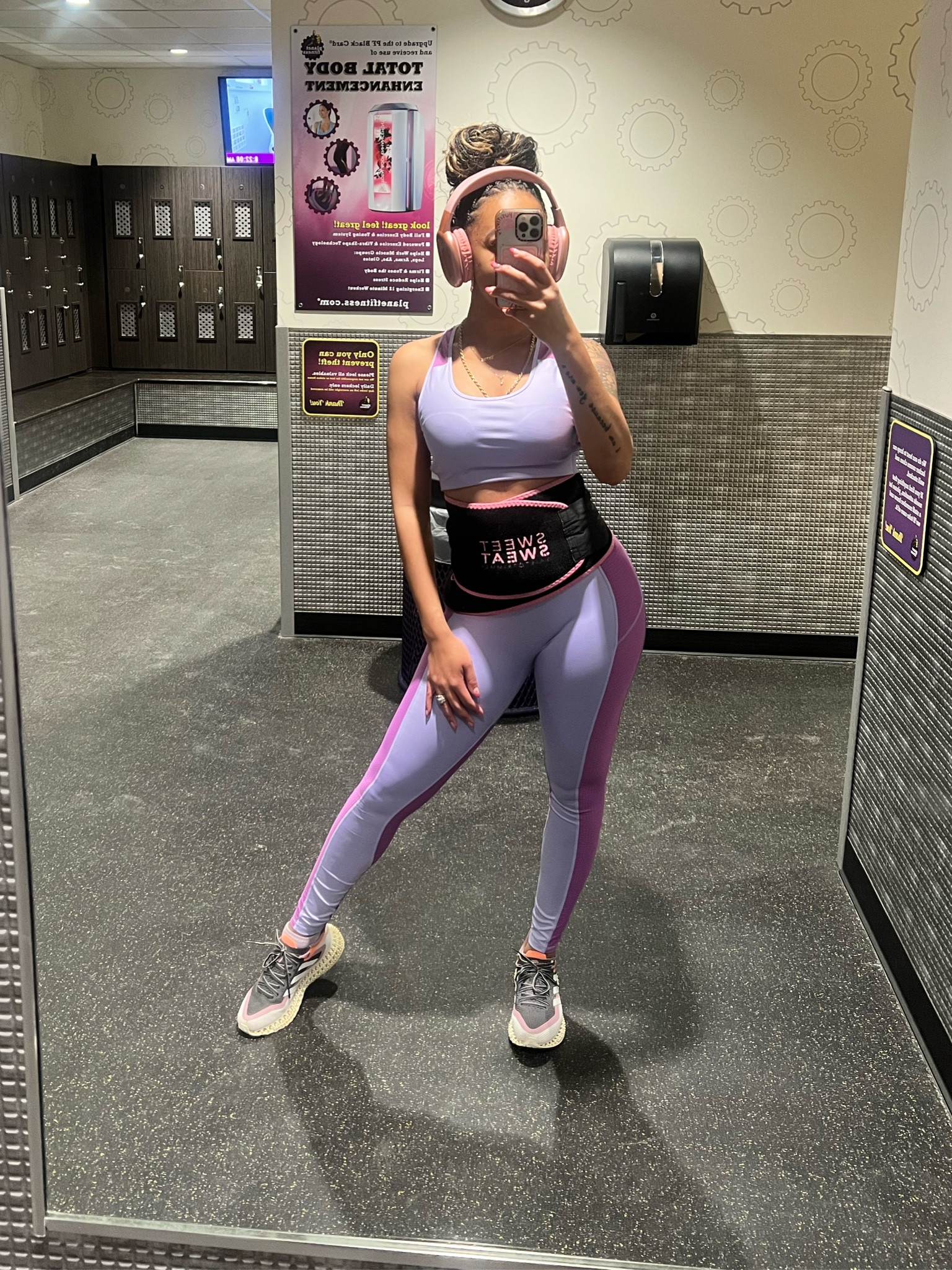 The confidence to show up for yourself is worth patting yourself on the back. It was a quick workout day with my arms down because I need to wax them but it’s day 2/3 of my workouts for the week and I’m hype for myself!

Size medium in everything 

#LTKActive #LTKBeauty #LTKFitness