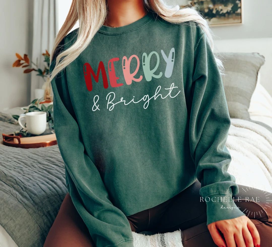 Merry & Bright Sweatshirt Comfort Colors Christmas - Etsy | Etsy (US)