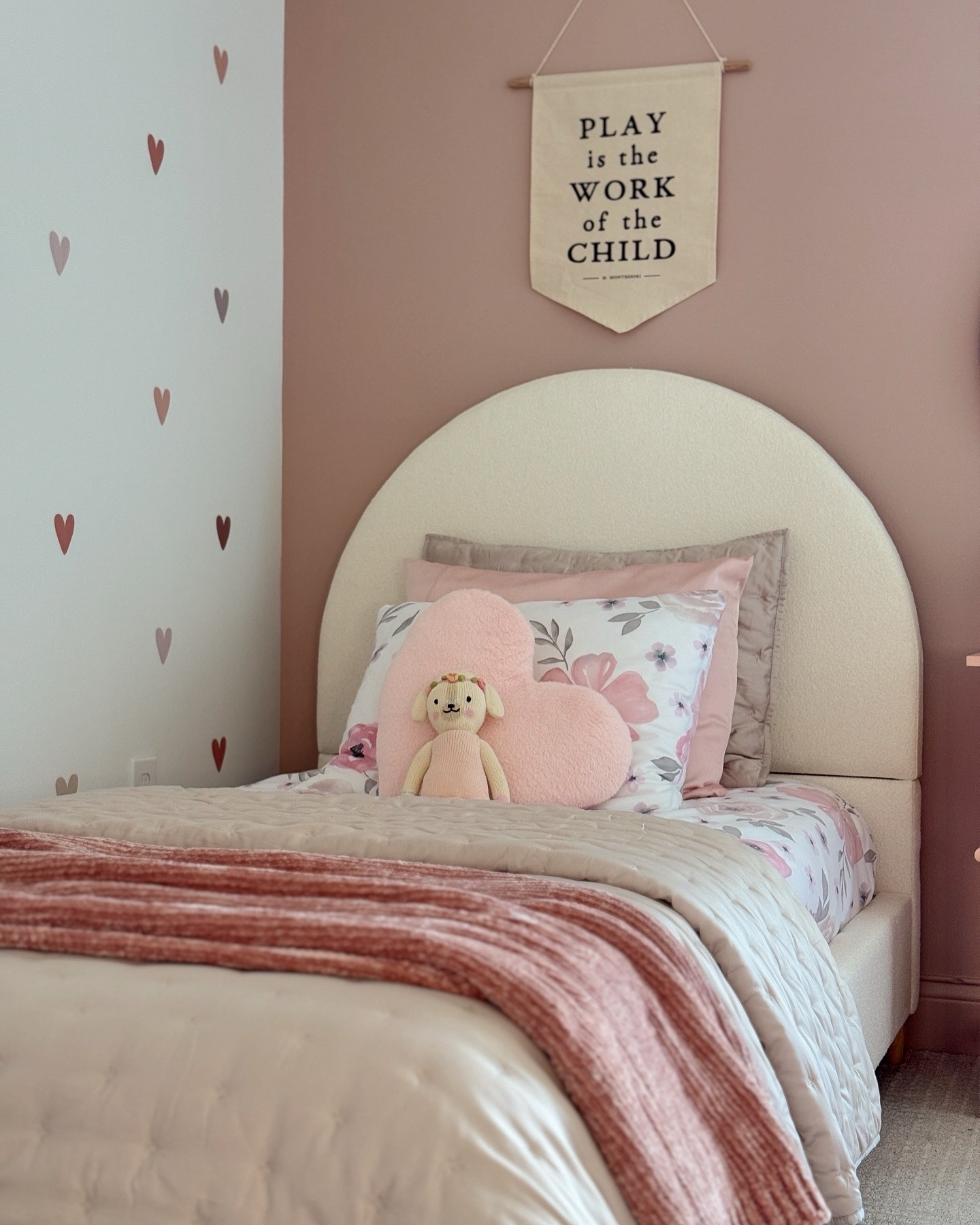 little girls bedroom inspo 🌸💕

Bamboo set in color sand from Quince is incredibly soft! 


#LTKKids #LTKFindsUnder100 #LTKHome