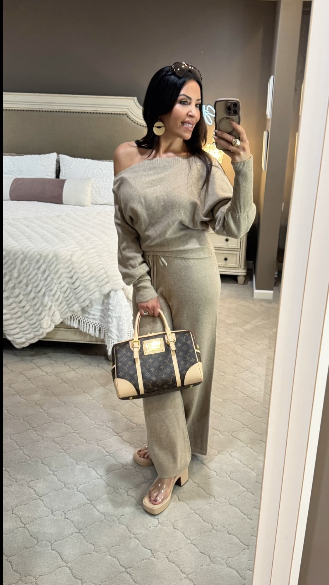 Did you know Cupshe is more than just swimwear? 🍂 Their new fall collection is packed with stylish, affordable pieces perfect for the changing season. From classic wide-leg denim to cozy lounge sets, they have everything you need to transition your wardrobe!
Use my code LIZ15 to save 15% on orders of $70 or more! ✨
@Cupshe 
#Cupshetryon #cupshe #Cupshesweater #Cupshehaul #Cupshedress