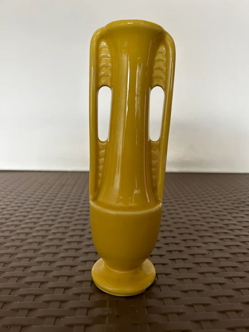 Vintage Shawnee Pottery Art Deco Bud Vase |1930s Sunshine Yellow | Etsy (US)