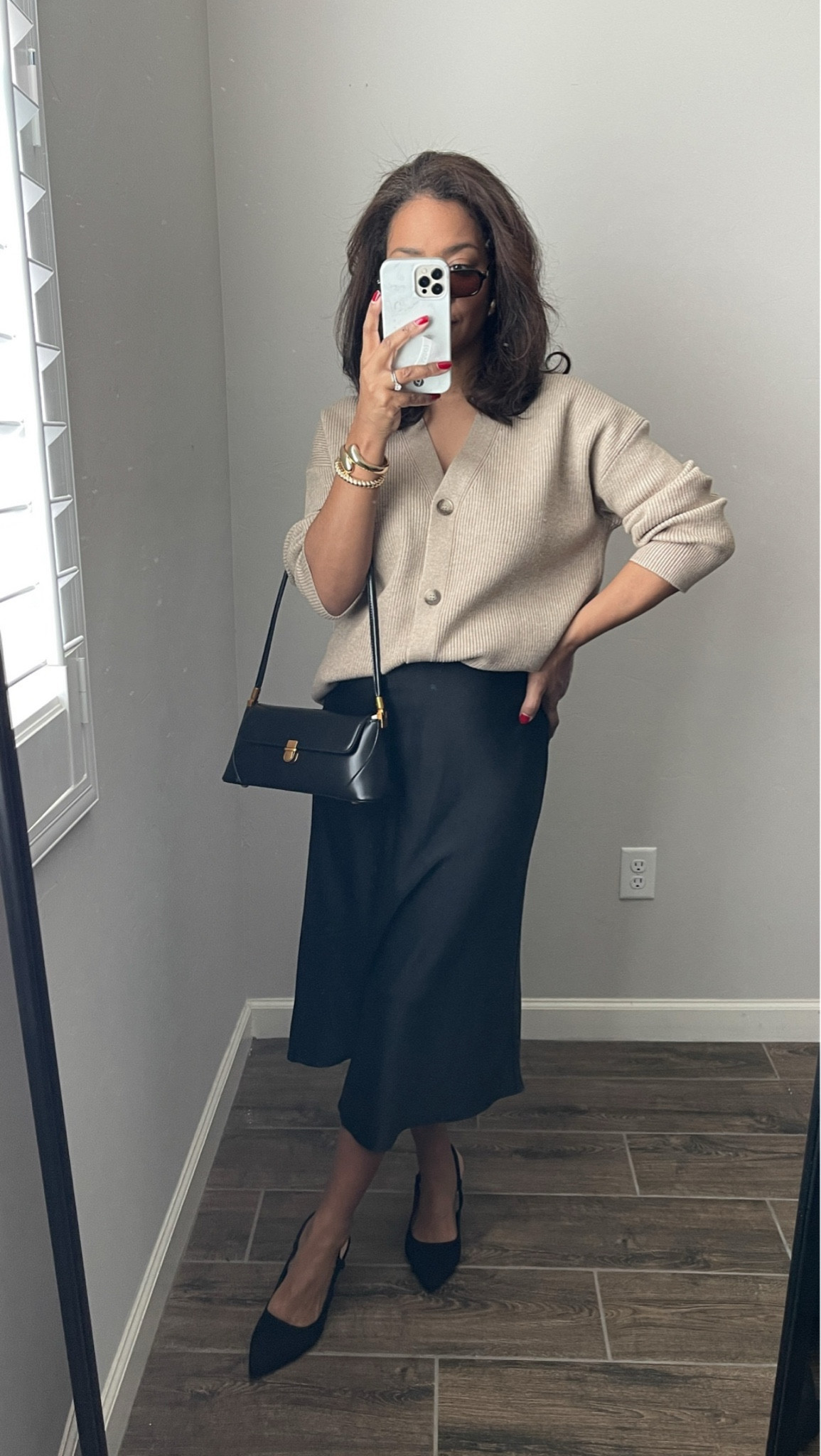 Medium in cardigan and small in skirt

Comment SHOP below to receive a DM with the link to shop this post on my LTK ⬇ https://liketk.it/52Qki #ltkfindsunder100 #ltkstyletip #ltkfindsunder50

#LTKFindsUnder50 #LTKFindsUnder100 #LTKStyleTip