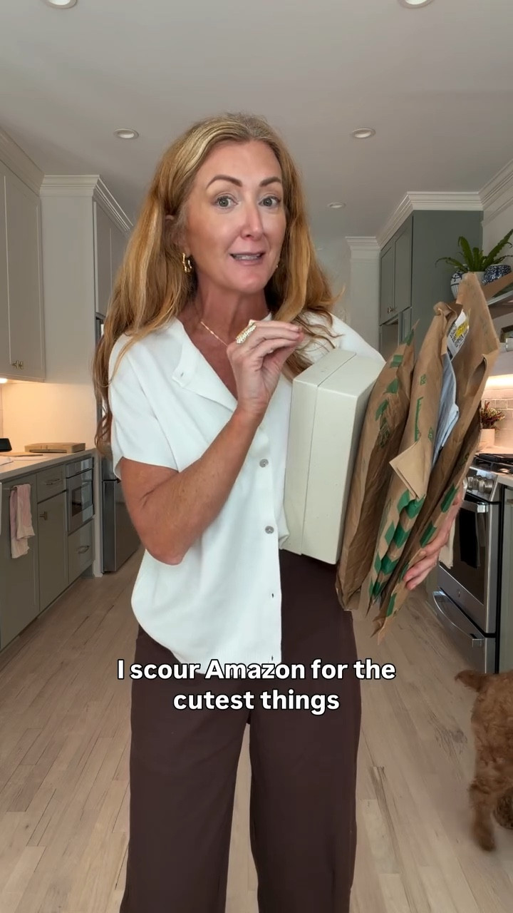 This Amazon box had a little bit of everything — some pieces that instantly made the keep pile and one that’s definitely going back.

There are a few really good spring finds in this one, a couple things I’m already packing for Italy, and a classic piece I know I’ll reach for all the time.

If you like seeing the real try-on and hearing the honest verdict before you order, this one’s a good watch.

#amazonfinds #amazonfashion #over50style #midlifewomen #springstyle @amazonfashion @amazoninfluencerprogram 

https://urlgeni.us/amzn/IFNV9N

#LTKootd #LTKOver40 #LTKSeasonal