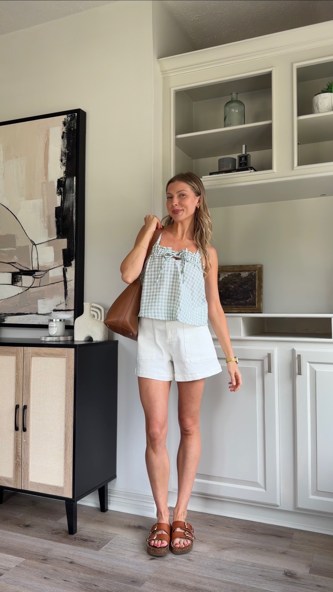Casual, cute mom outfit for summer! Top is super flowy, nursing friendly! Wearing smalls in everything 

 