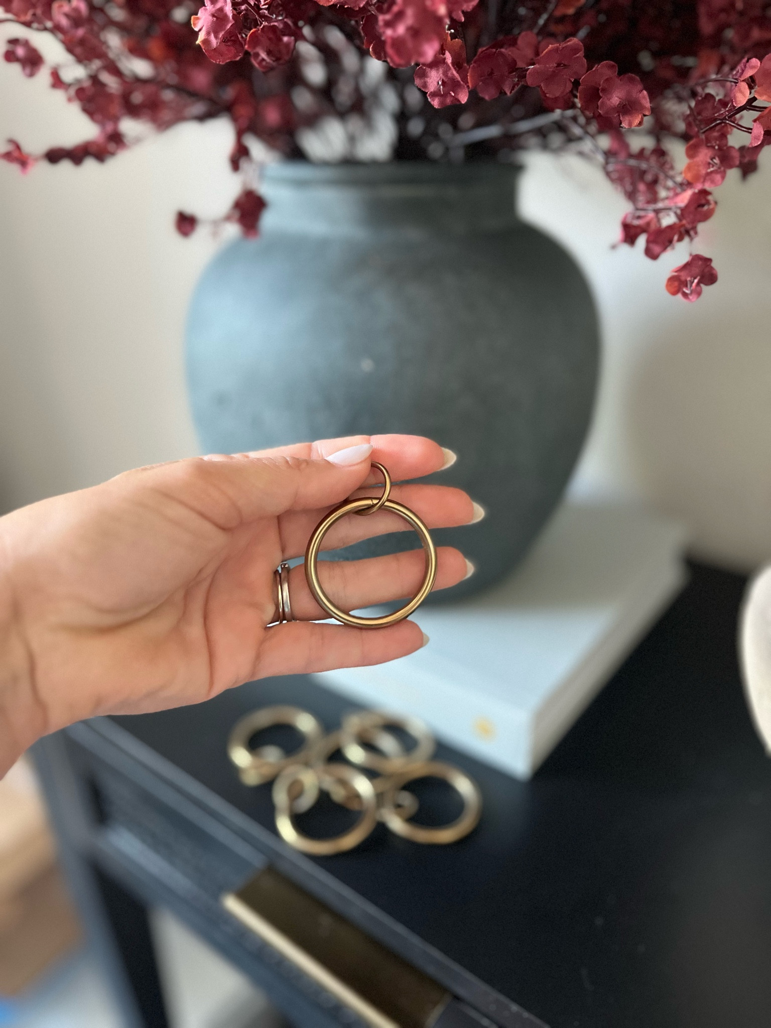 Curtain rings, antique bronze, Amazon home

#LTKFindsUnder50 #LTKHome #LTKStyleTip