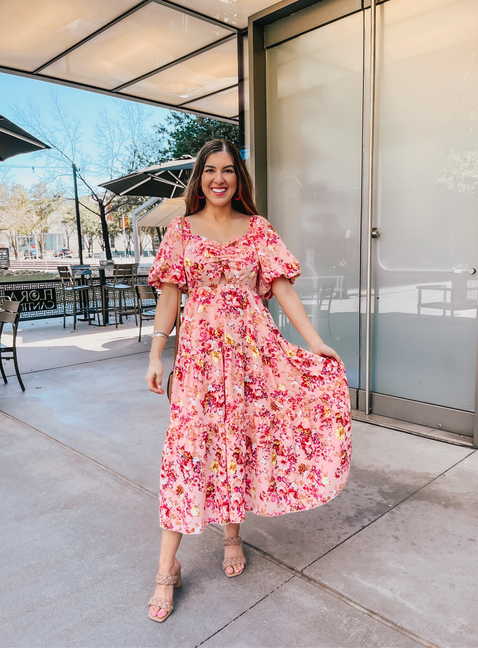 Stunning Floral Dress 🌸 Perfect Vacation Dress and Travel Dress even a Wedding Guest Dress. It’s so pretty in real life too lol. Comes in several colors. I’m wearing size Small. It is lined as well. 

Amazon Fashion | Spring Outfit 




#LTKwedding #LTKtravel #LTKfindsunder50