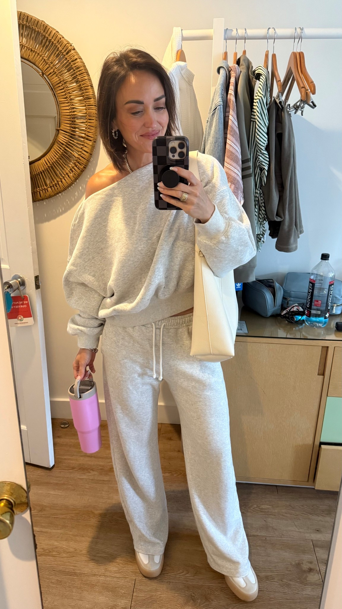 M top for oversized fit 
Xs pants 


#LTKOver40 #LTKFindsUnder50 #LTKSaleAlert