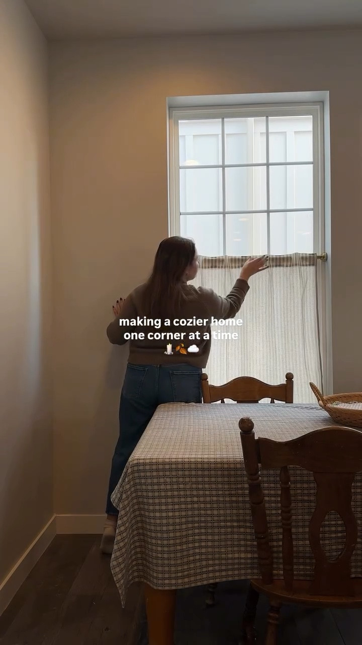 Both for under $50!! Such an easy and affordable way to make your home feel cozier for the fall!


#homestyle #cafecurtains #cozyhomedecor #homedecor #homedecorideas #homedecorstyle

#LTKFindsUnder50 #LTKHome #LTKFallSale