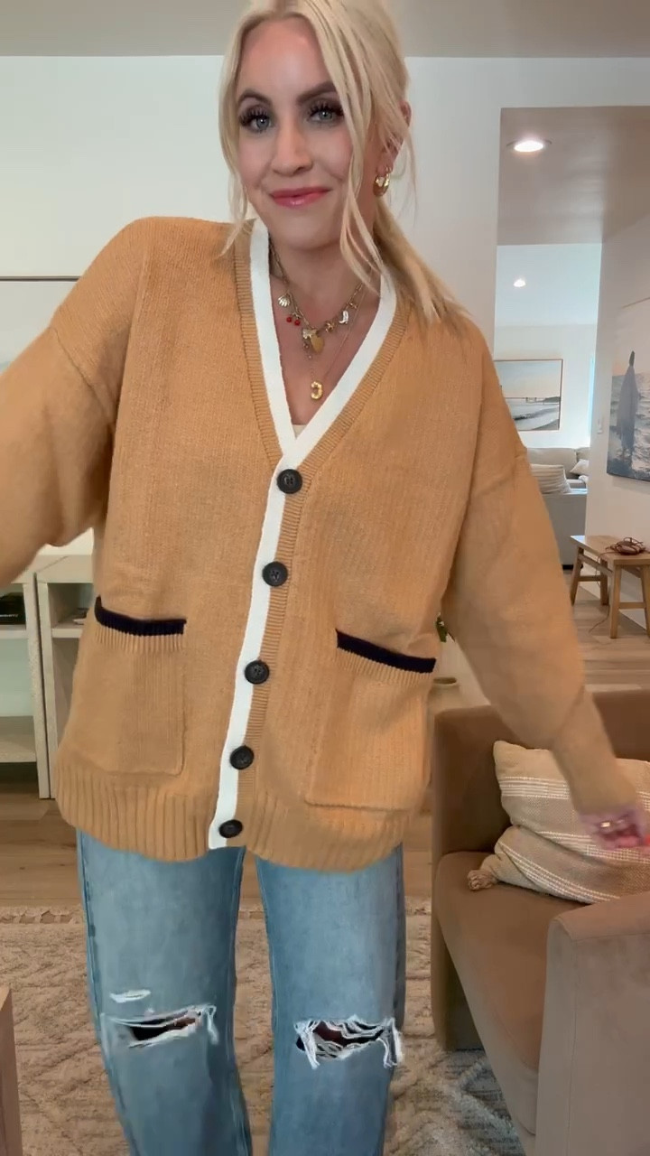 Here is that same boyfriend cardigan in this super cute tan color! I’m wearing a medium and it fits oversized! So cute paired with denim or leggings! 

#LTKFindsUnder50 #LTKStyleTip #LTKFindsUnder100