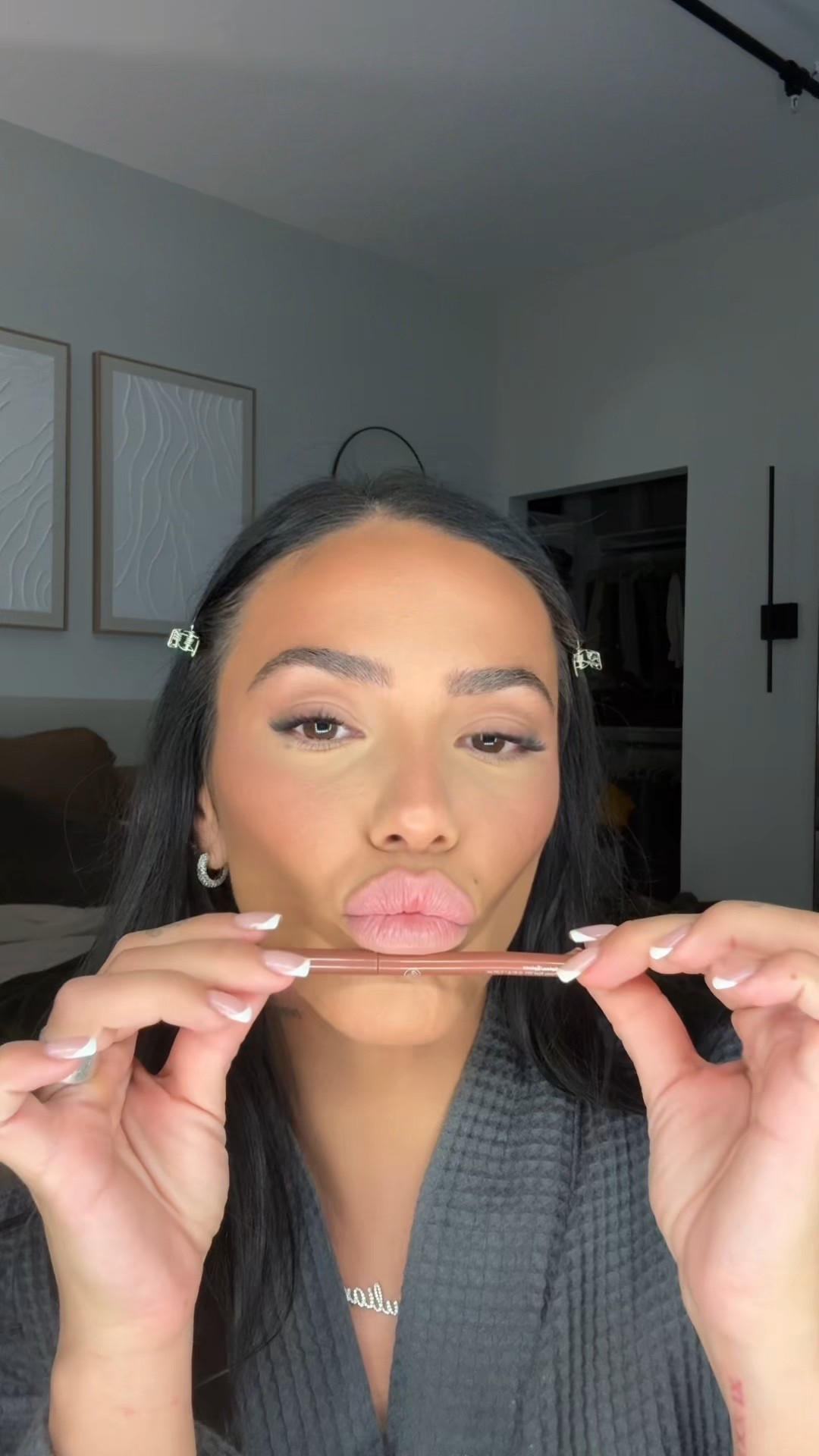 My current go to lip combo! It’s just soOoOO good if you want it to be a bit more dramatic / darker - use liner “chocolate” 