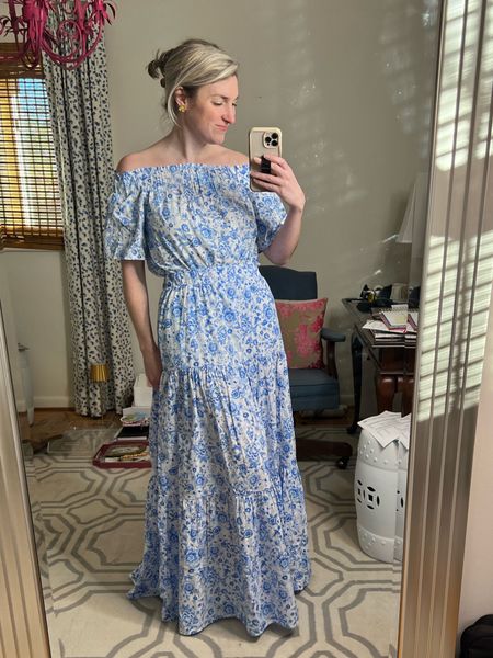 Off the shoulder is so flattering! I sized up so the elastic wouldn’t be too tight in the top. Regular size in the skirt!