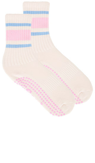 Souls. Pink Retro Grip Socks in Pink. - size S/M | Revolve Clothing (Global)