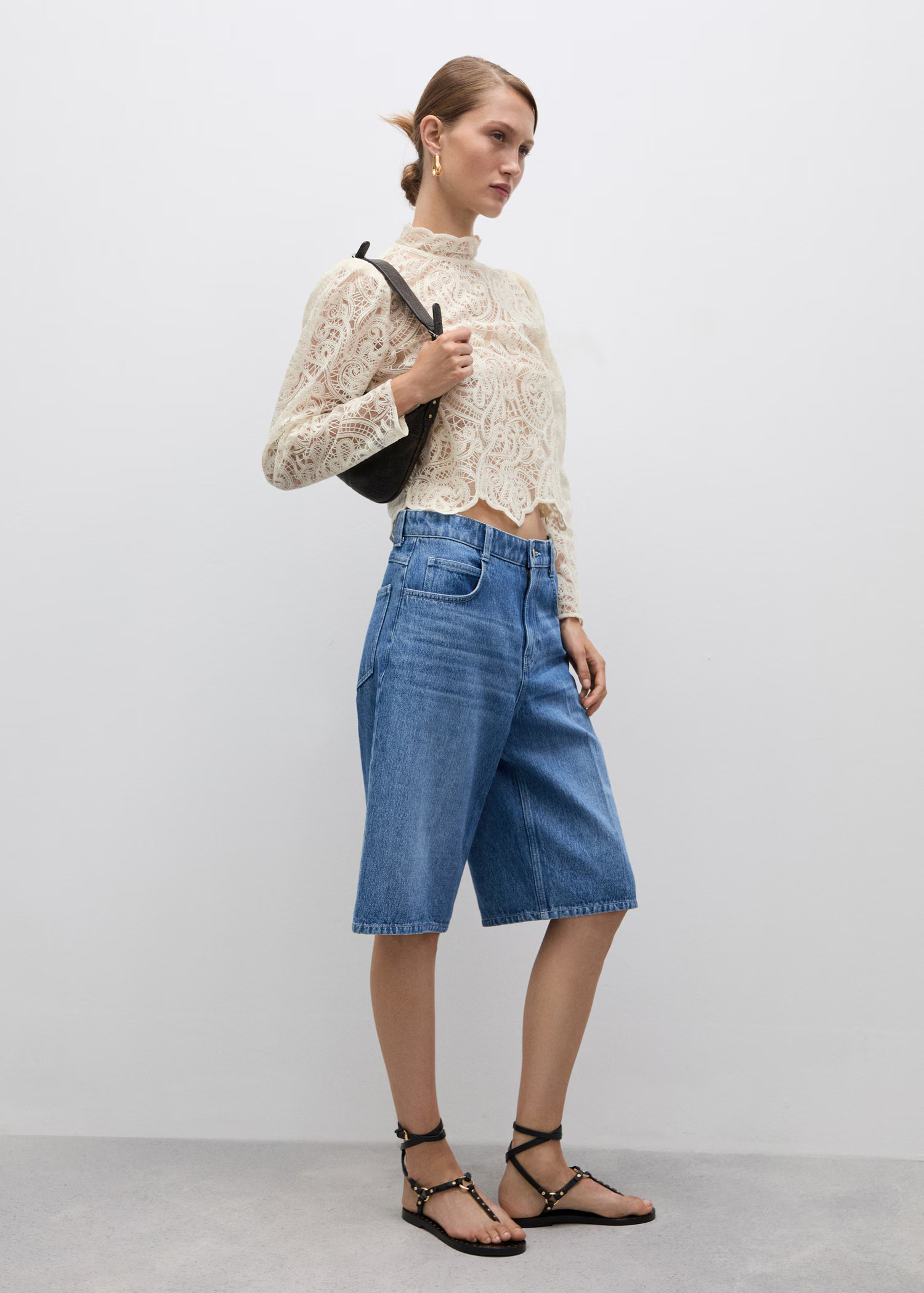 High-neck cotton lace blouse | Mango (US/MX/AU)