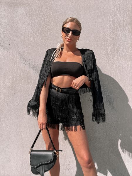 The black fringe set of my dreams🖤🪩🫶🏼


Beauty
Travel Outfit
Swimwear
White Dress
Black Dress
Vacation Outfit
Sandals
Summer Outfit


#LTKSeasonal #LTKstyletip #LTKunder100
