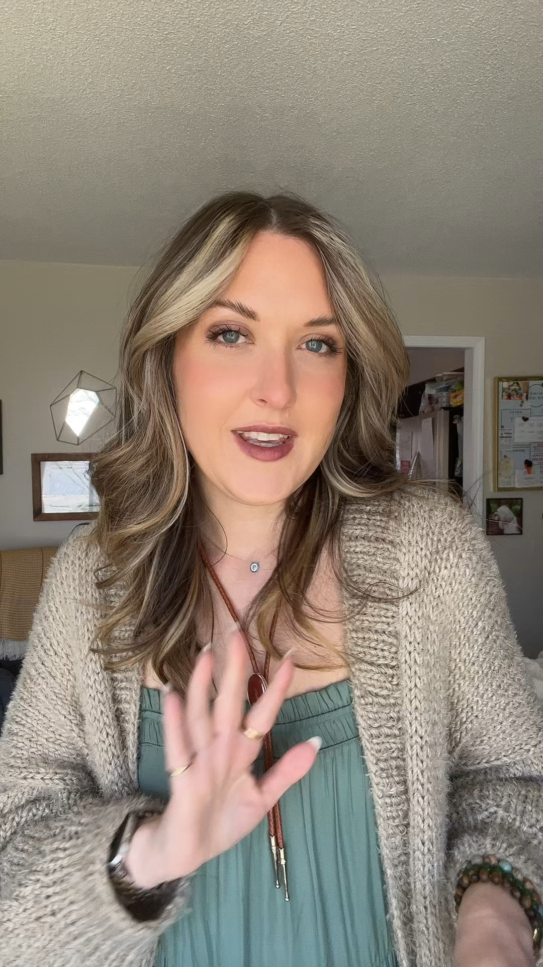 Today it’s all about the small businesses and my new @Keds that I already got compliments on!! #summersneakers #sneakers2024 #keds #minnedrop #stylecoach #personalshopper #minnesotamom 

#LTKfindsunder100