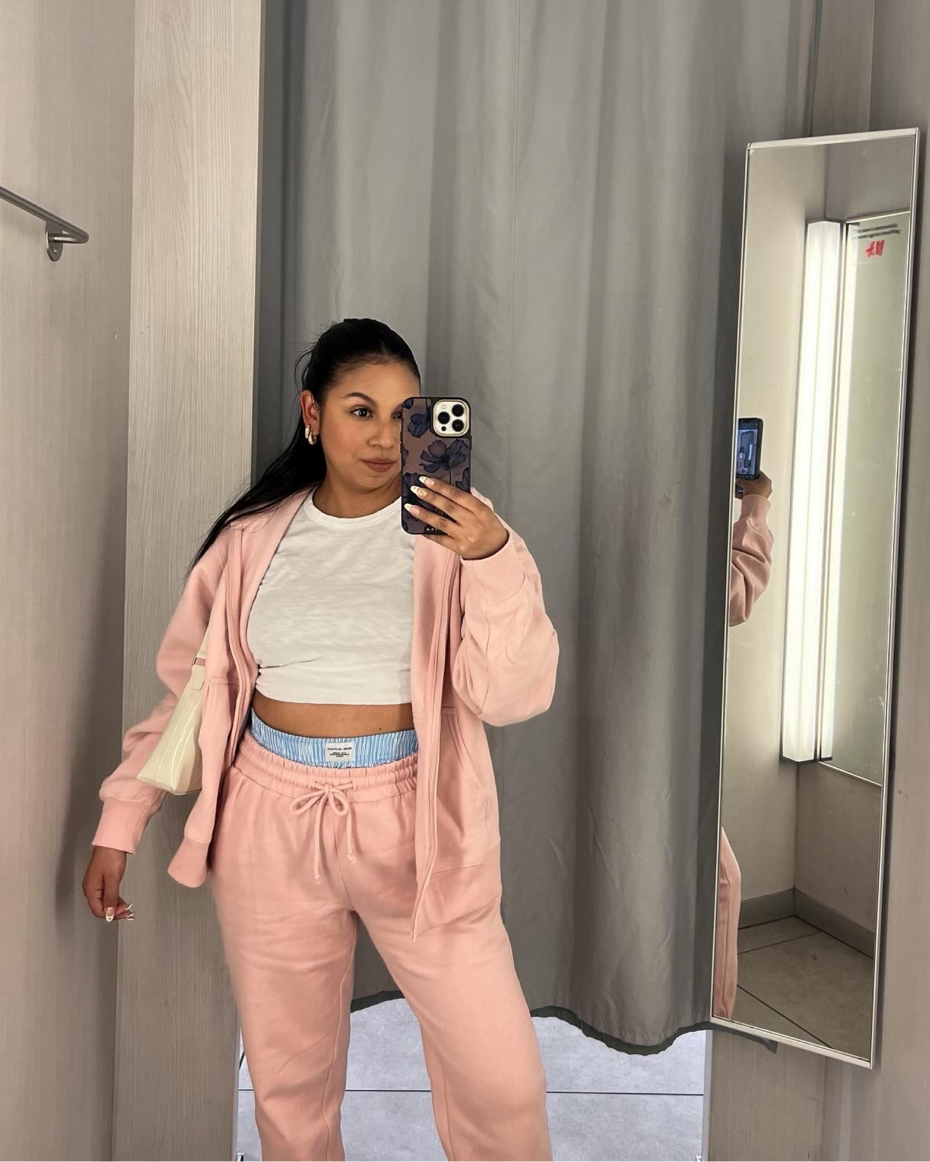 Spring layering 

Softest set, wearing size S 



#LTKfindsunder50 #LTKstyletip