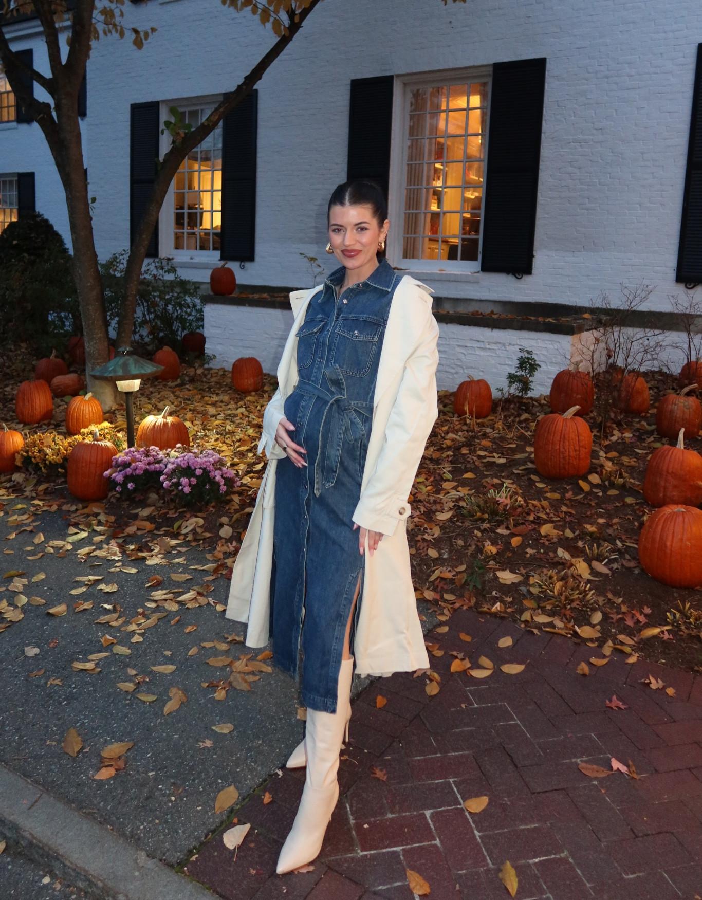 Jean dress with trench coat 🫶🏼 

#LTKHoliday #LTKSeasonal #LTKStyleTip