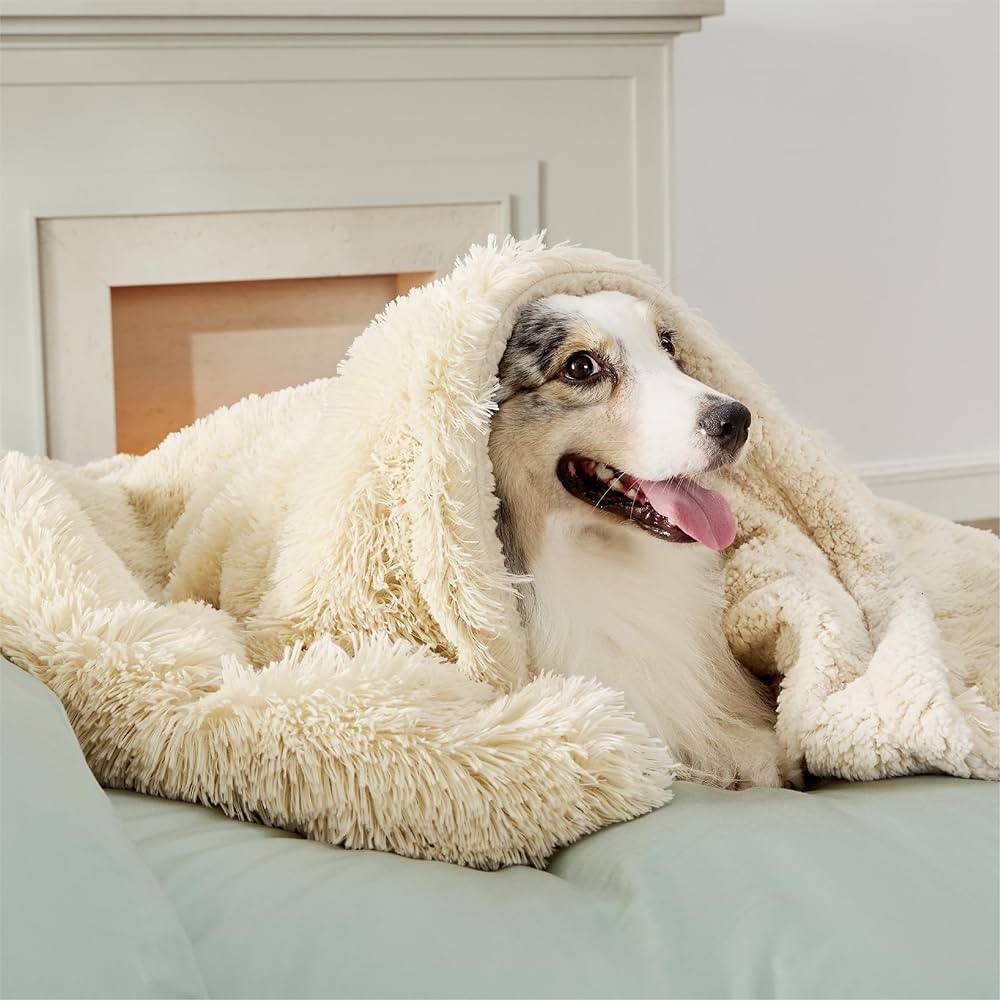 Bedsure Waterproof Dog Blankets for Large Dogs - Calming Cat Blanket for Couch Protector Washable... | Amazon (US)
