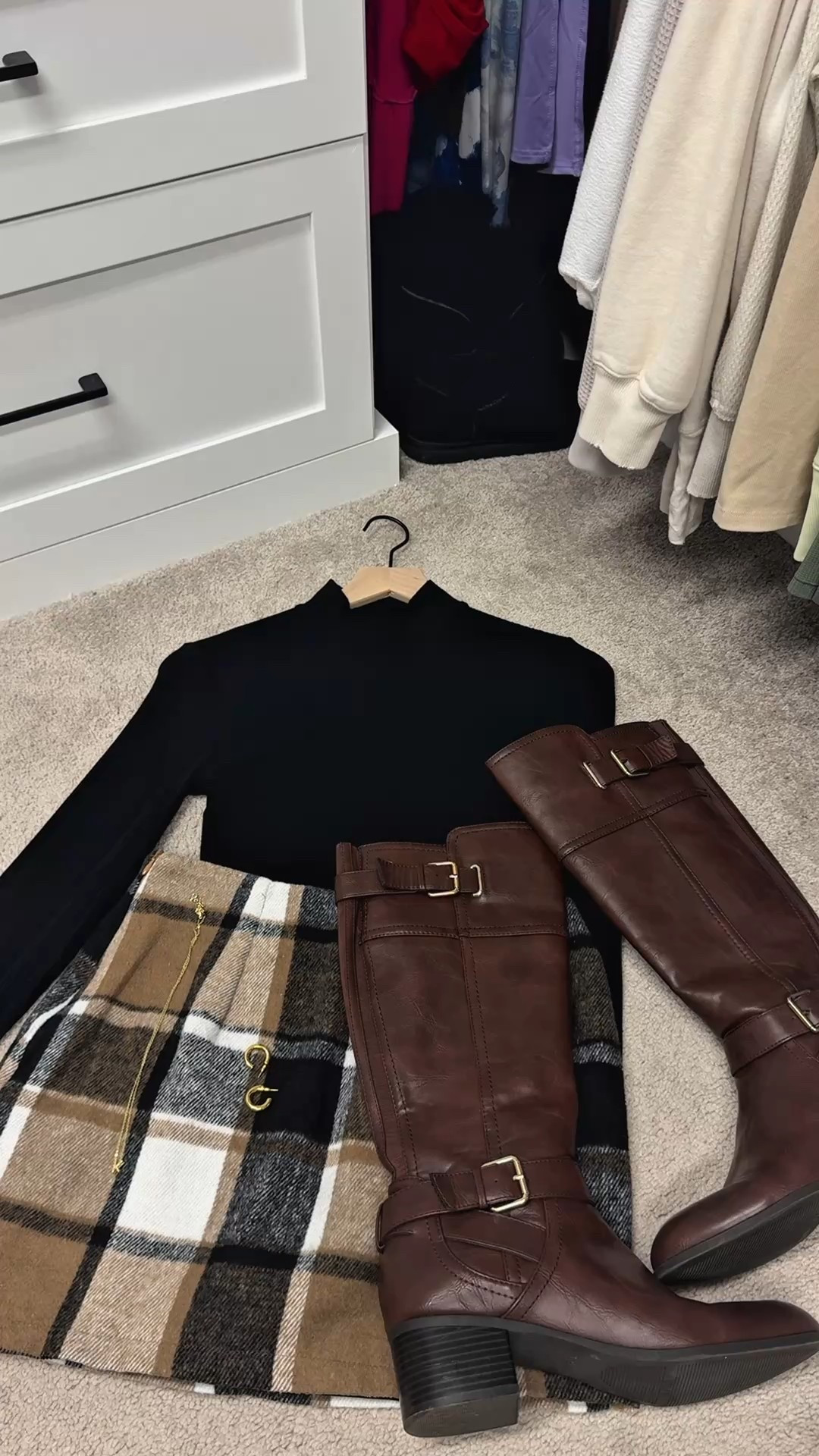 Cozy chic for fall 🍂 A black turtleneck, plaid skirt, and riding boots 👢the perfect combo for crisp days and coffee runs ☕️ #FallOutfit #OOTD #FallStyle #PlaidSkirt #FallVibes #ClosetGoals”


#LTKPetite #LTKShoeCrush #LTKStyleTip