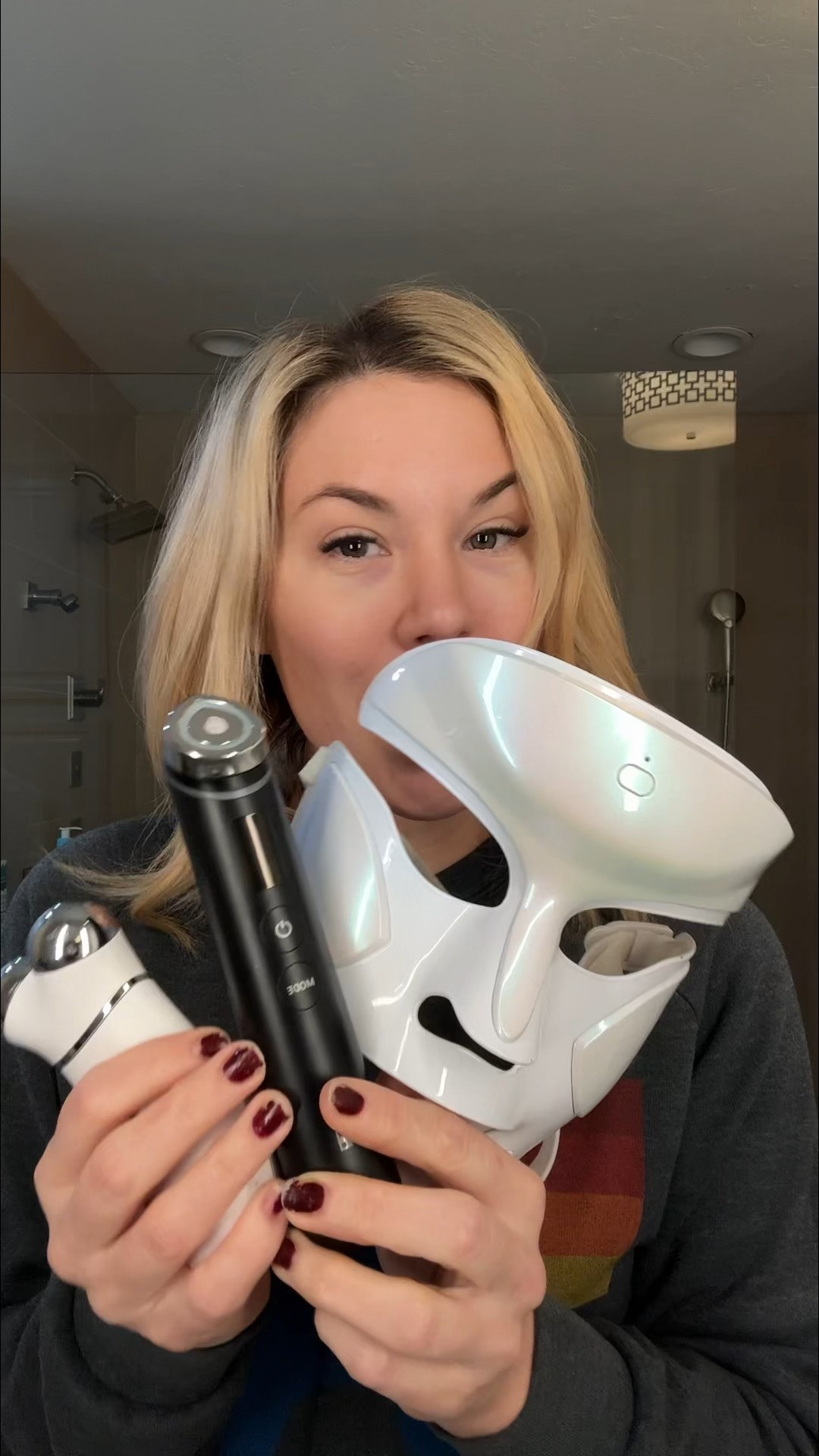 Favorite beauty gadgets (red light mask) and why I love them and how to use them!

#LTKBeauty #LTKFindsUnder100 #LTKFindsUnder50