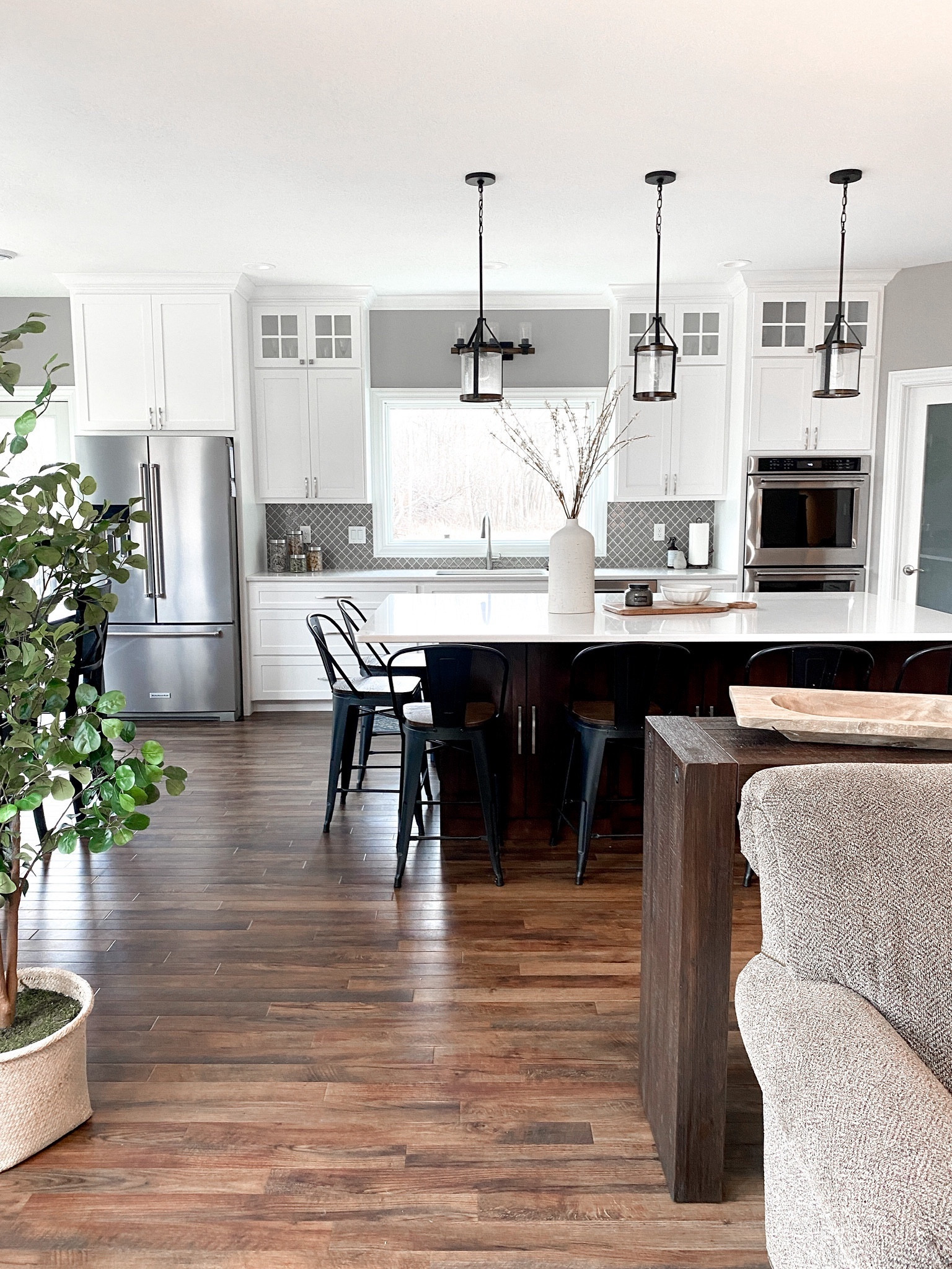 White kitchen
Kitchen styling 
Rustic modern design