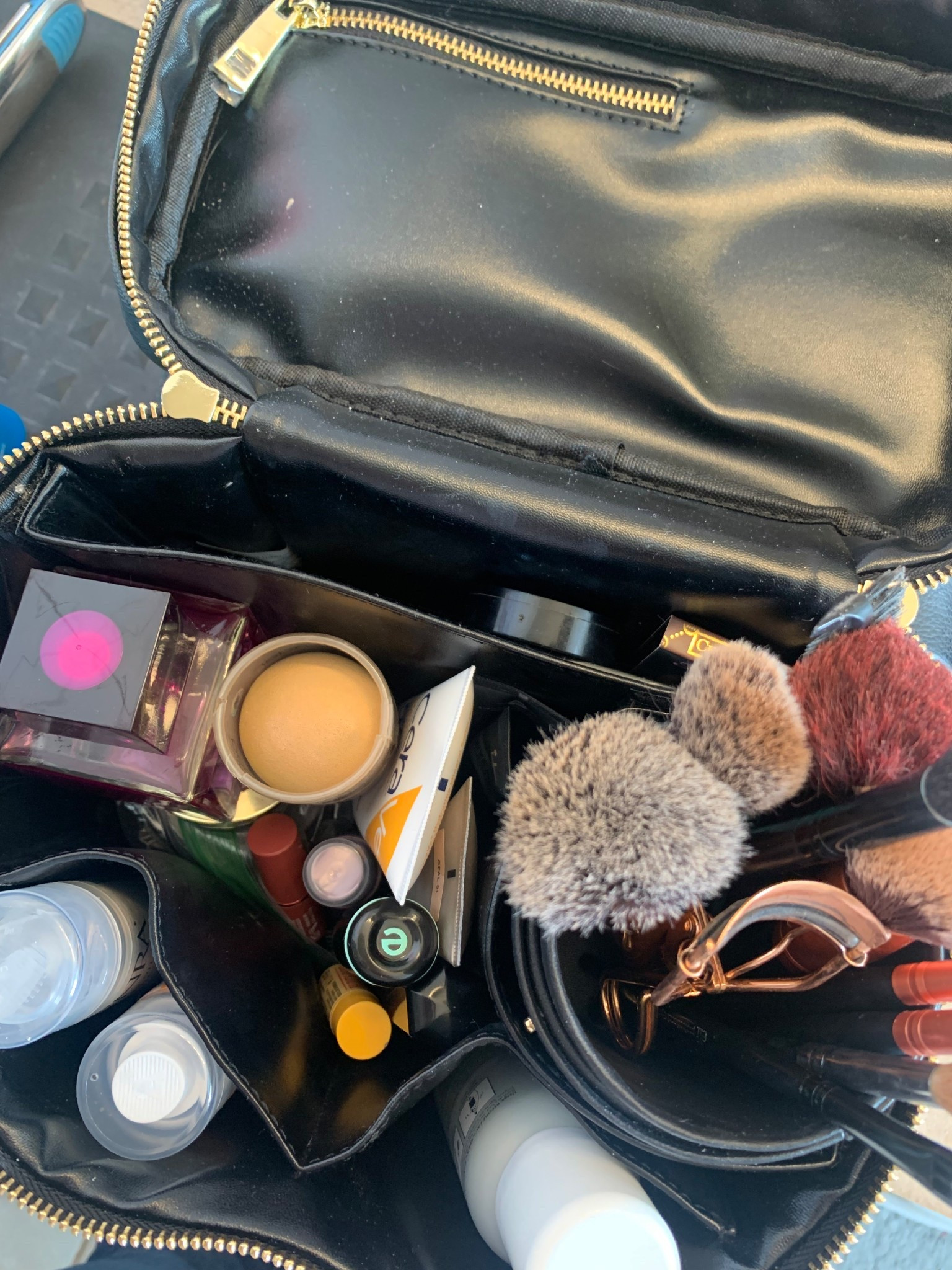 My makeup essentials as well as my current products I’m using! 💄 💋 

#LTKgrwm #LTKBeauty #LTKTravel
