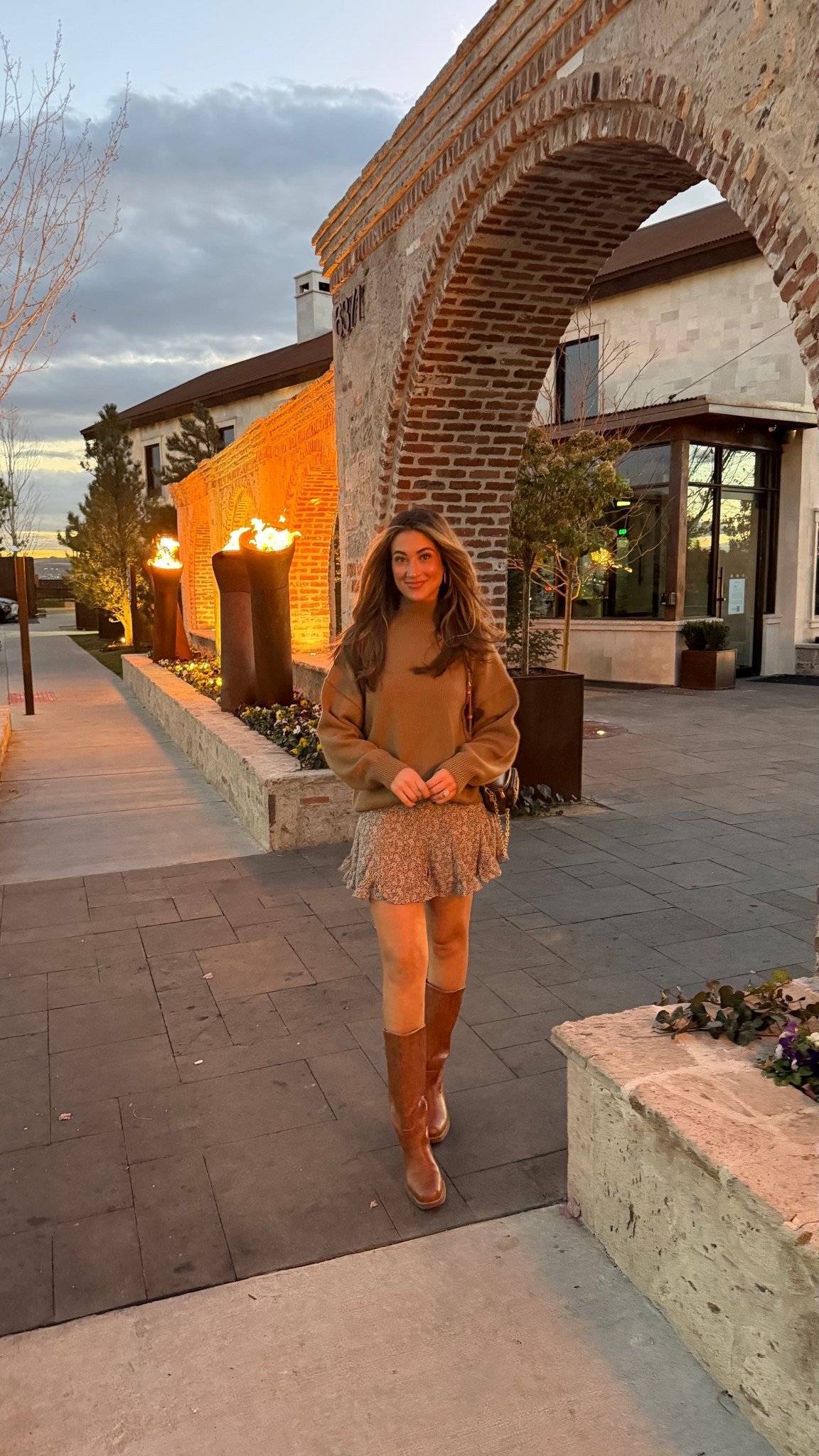 Fall date night outfit! Skirt is old from Vici- by the brand dress forum 

#LTKSeasonal #LTKSaleAlert #LTKHoliday