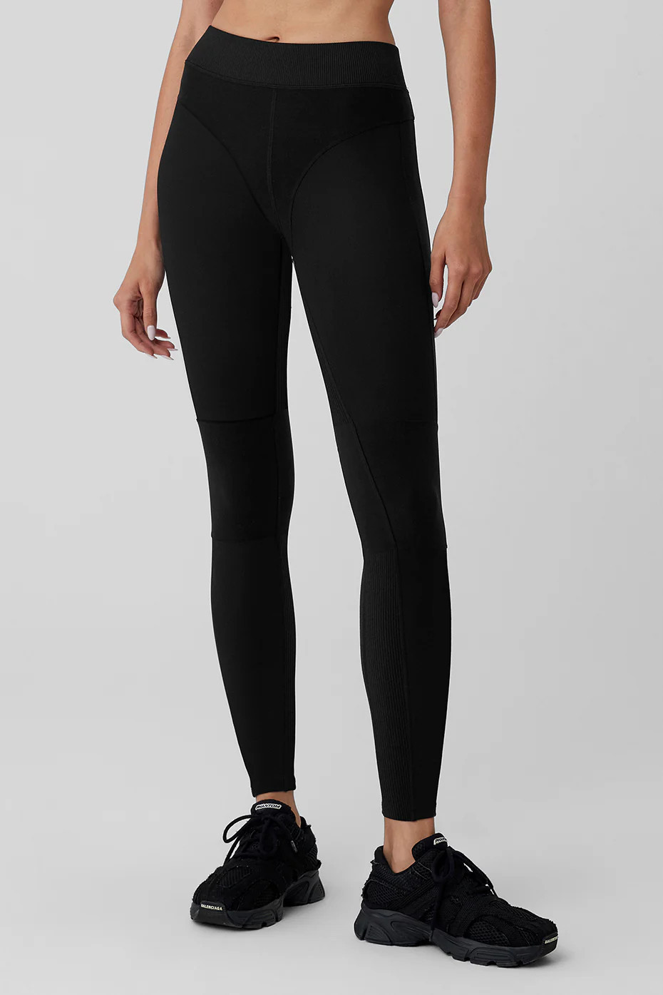 Alo Yoga® | Alosoft High-Waist Head Start Legging in Black, Size: Small | Alo Yoga