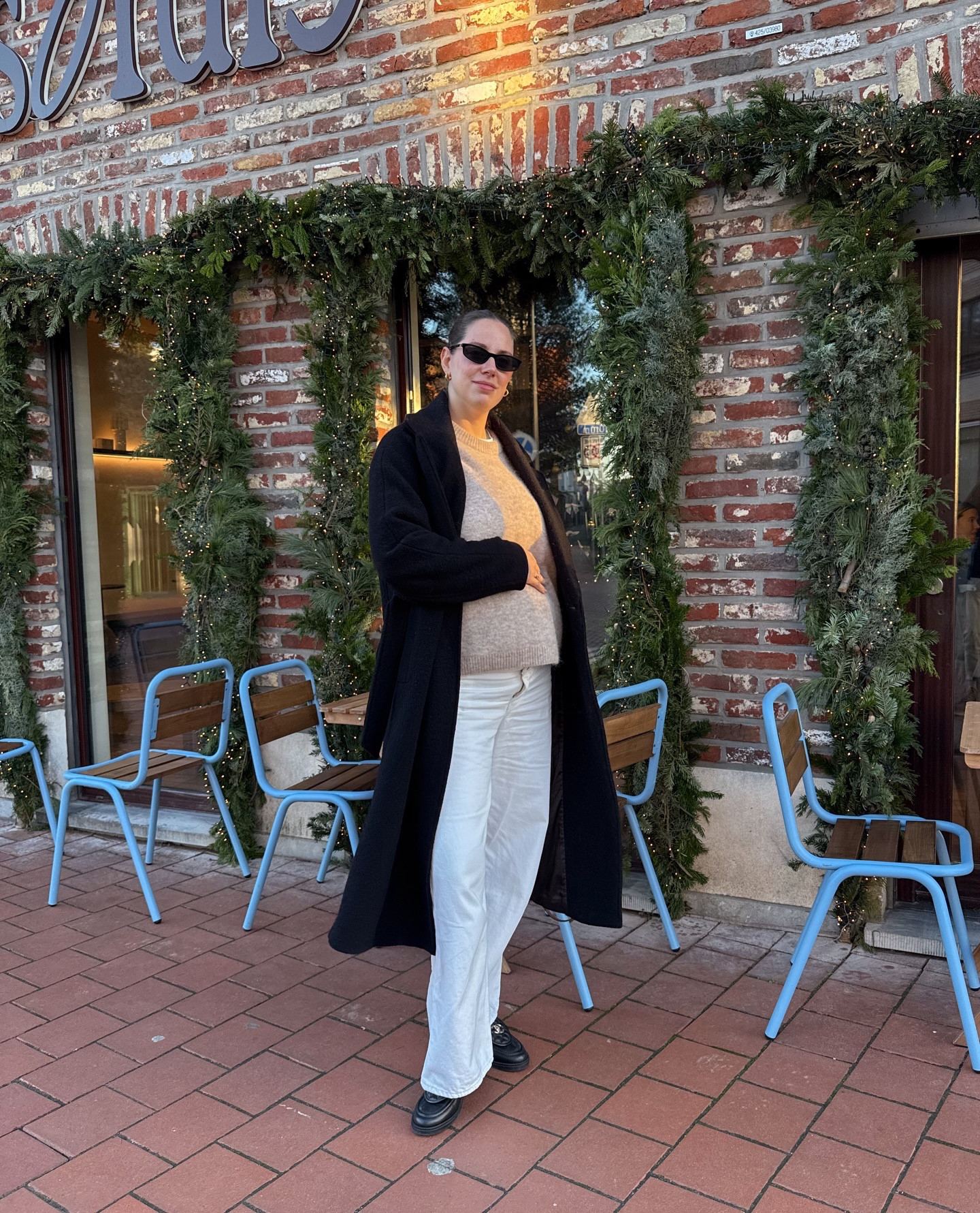 Embracing my cool mom era 💌

#outfit #outfitinspo #pregnantoutfit #pregnantfashion #pregnantstyle