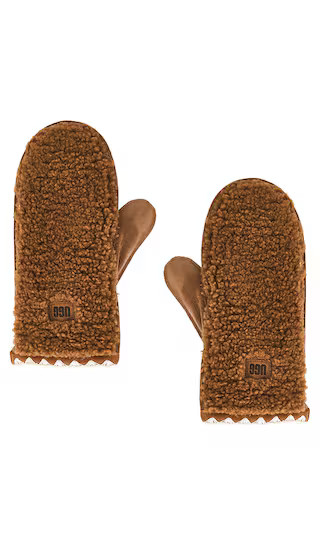 Fluff Scalloped Mitten | Revolve Clothing (Global)